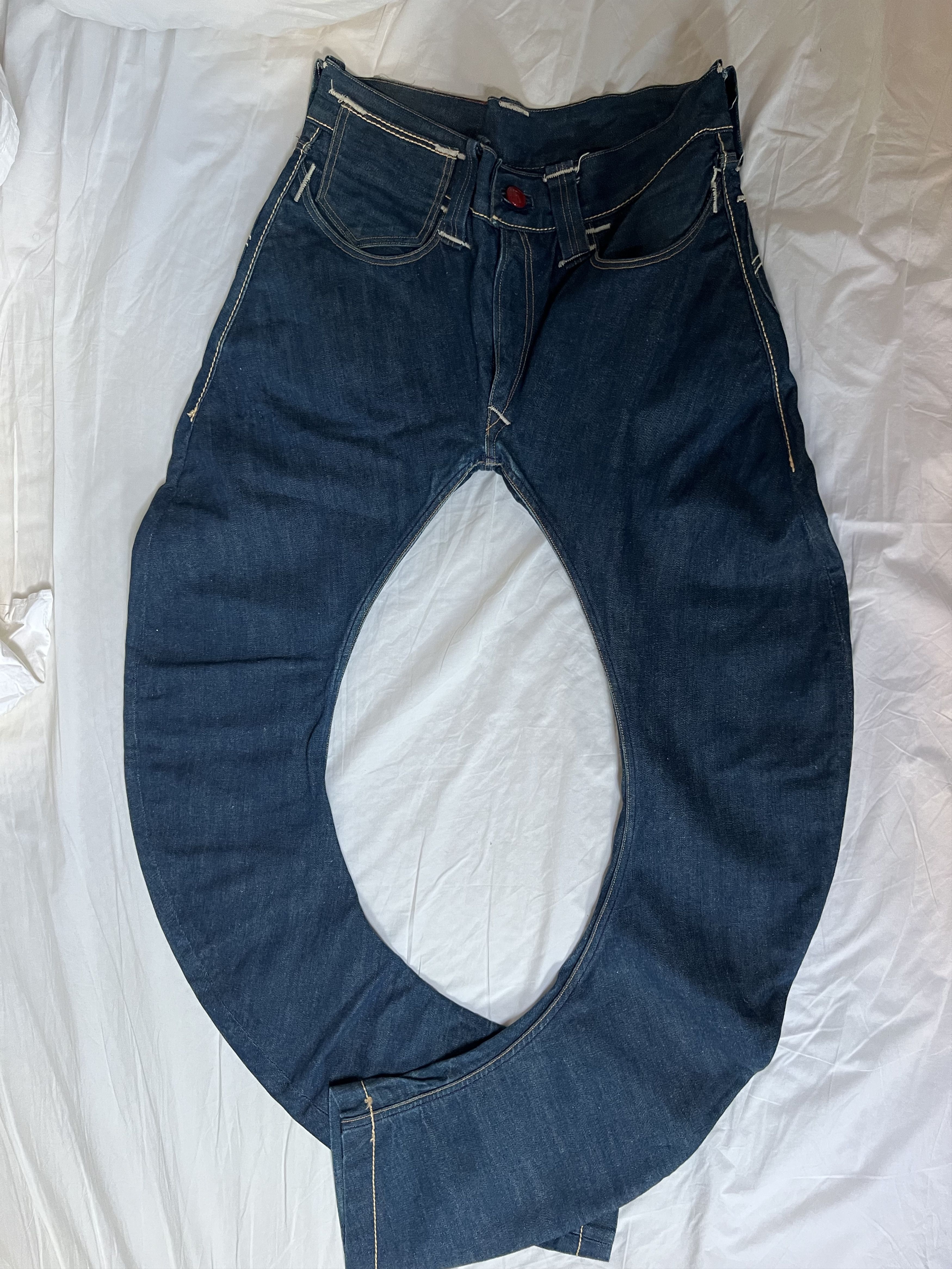 Levi's Levi’s RED “Super Curved” — First Issue Pattern — Rare Size US 36 / EU 52 - 3 Thumbnail