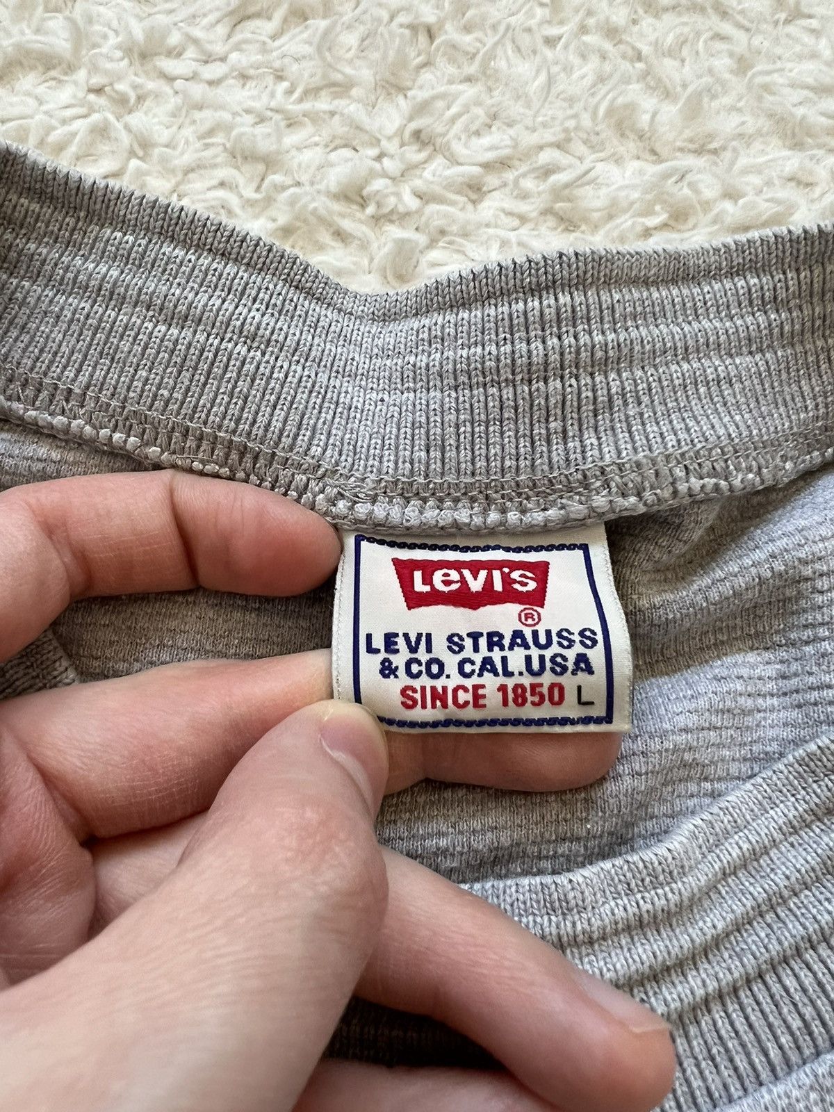 Levi's × Vintage Sweatshirt Levi’s big logo vintage 80’s 90’s boxy fit 72x69 Size US L / EU 52-54 / 3 - 4 Thumbnail