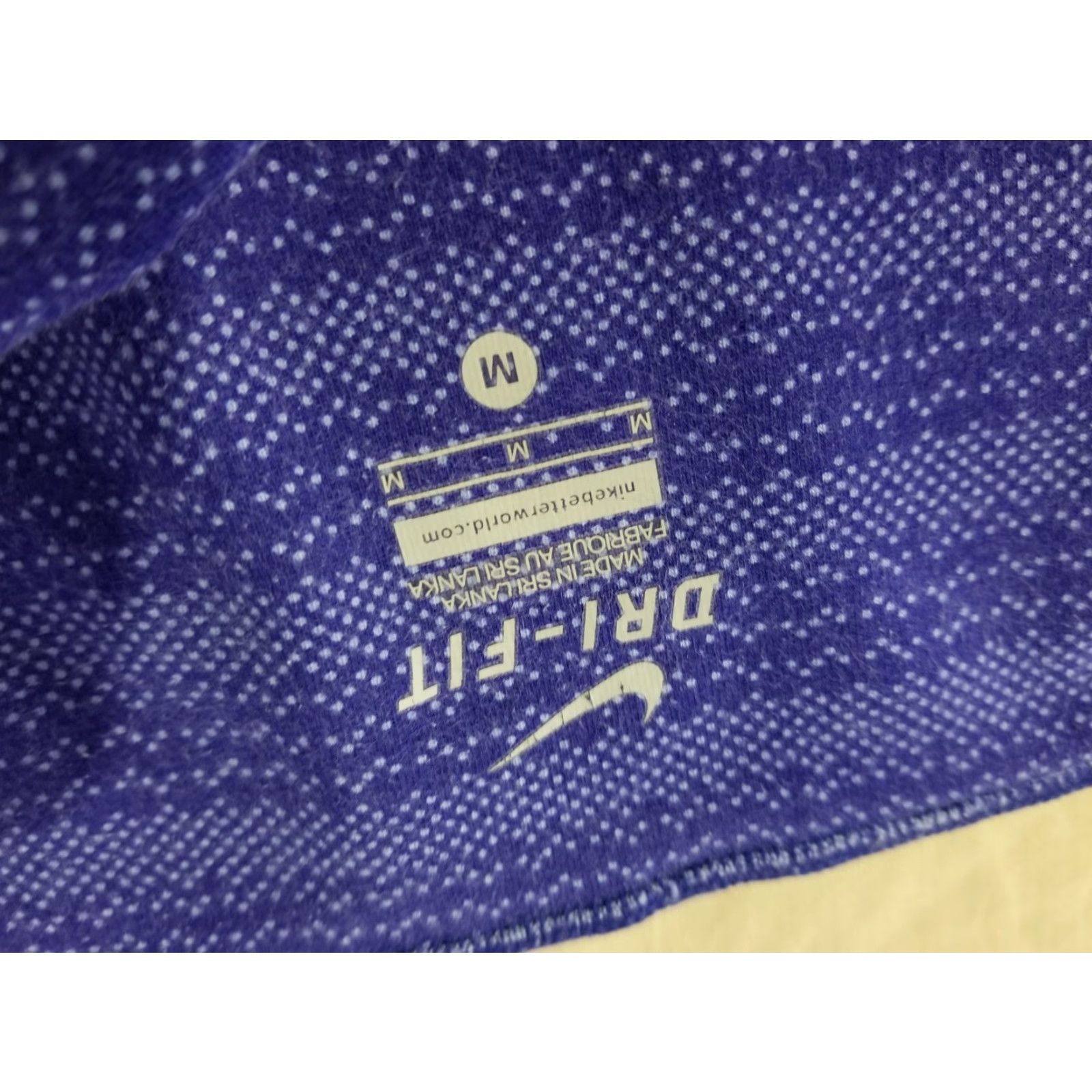 Nike Womens Nike Pants M Medium Purple Athletic Capri Gym Workout Size 32" / US 10 / IT 46 - 4 Thumbnail