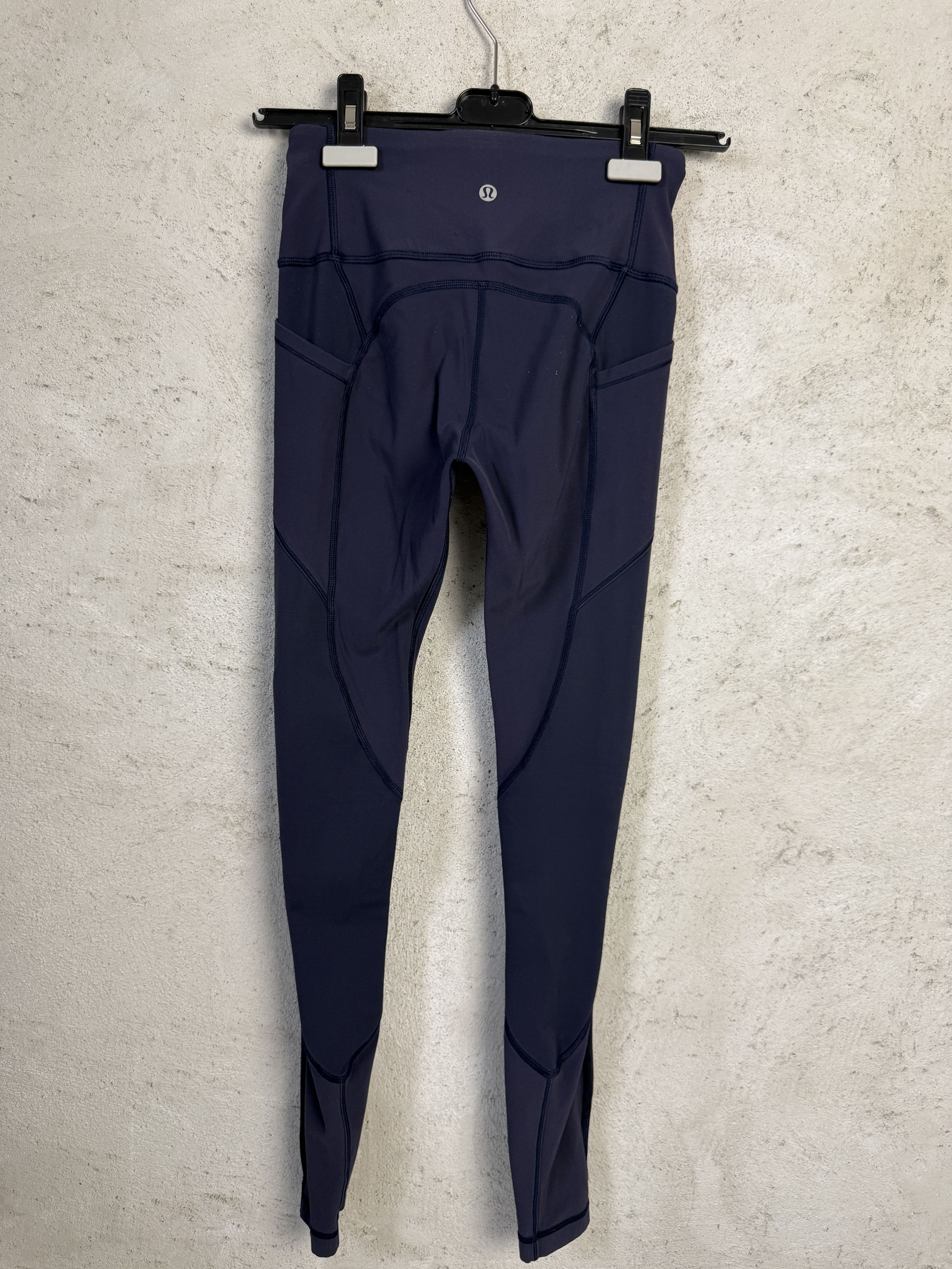 Lululemon Lululemon leggings sport gym yoga pilates Size 27" / US 4 / IT 40 - 1 Thumbnail