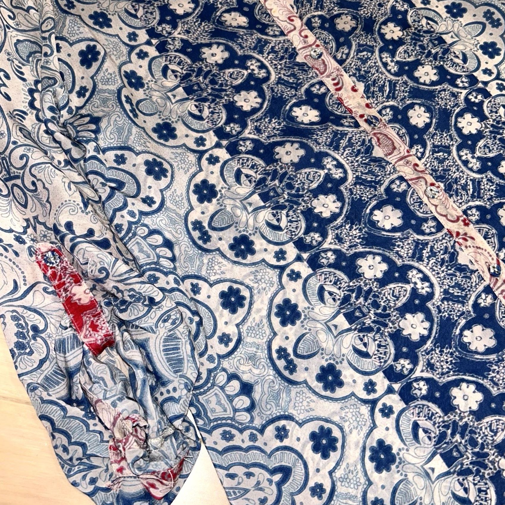 Johnny Was VINTAGE Johnny Was Floral Button Up Tunic Top Roll Up Sleeve Women’s Small Size S / US 4 / IT 40 - 2 Thumbnail