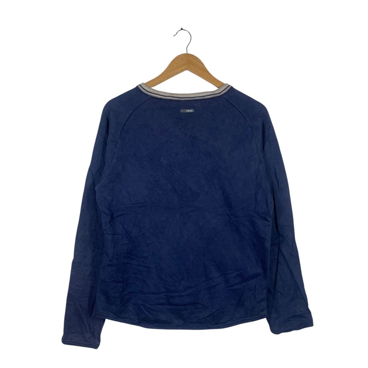 Nike Vintage Nike Mini Swoosh V Neck Sweatshirt Navy Pullover Y2K Size US M / EU 48-50 / 2 - 4 Thumbnail
