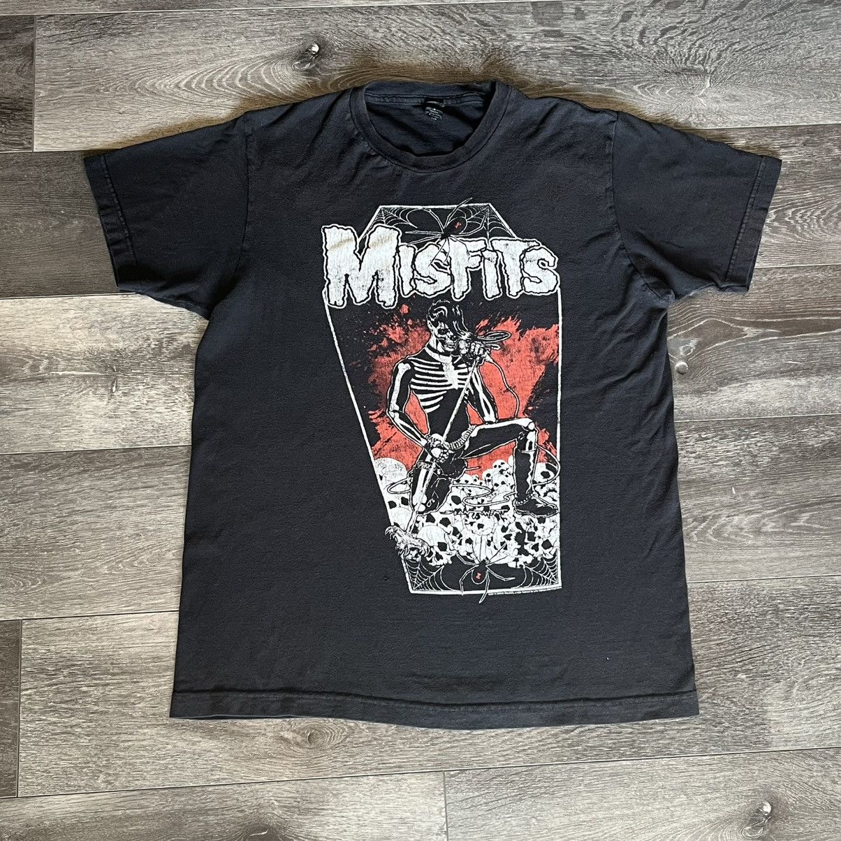 Misfits Vintage The Misfits Legacy of Brutality Coffin Punk Band Tee Size US M / EU 48-50 / 2 - 1 Thumbnail