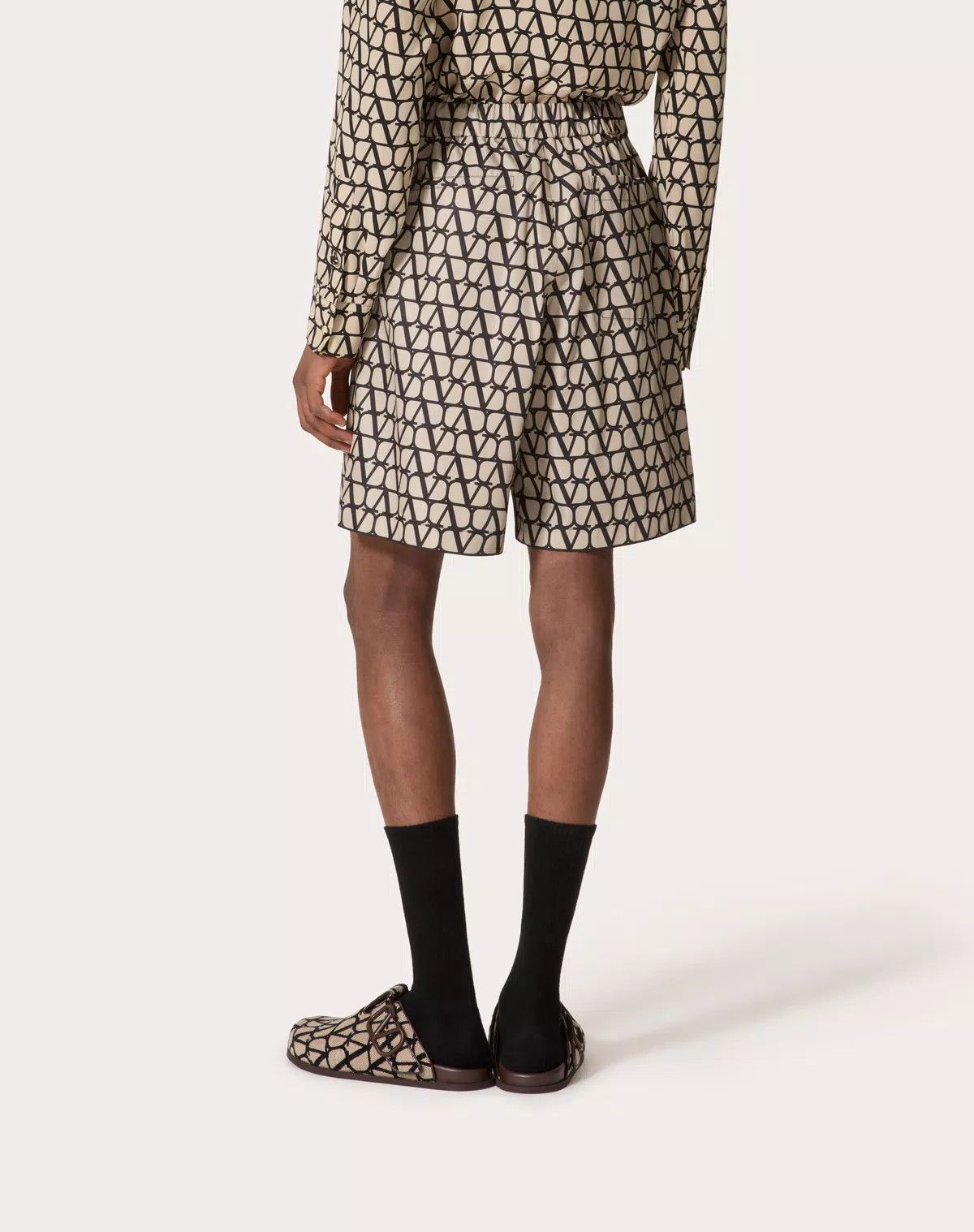 Valentino oc11z0725 Nylon Bermuda Shorts in Beige/Black Size US 34 / EU 50 - 5 Thumbnail