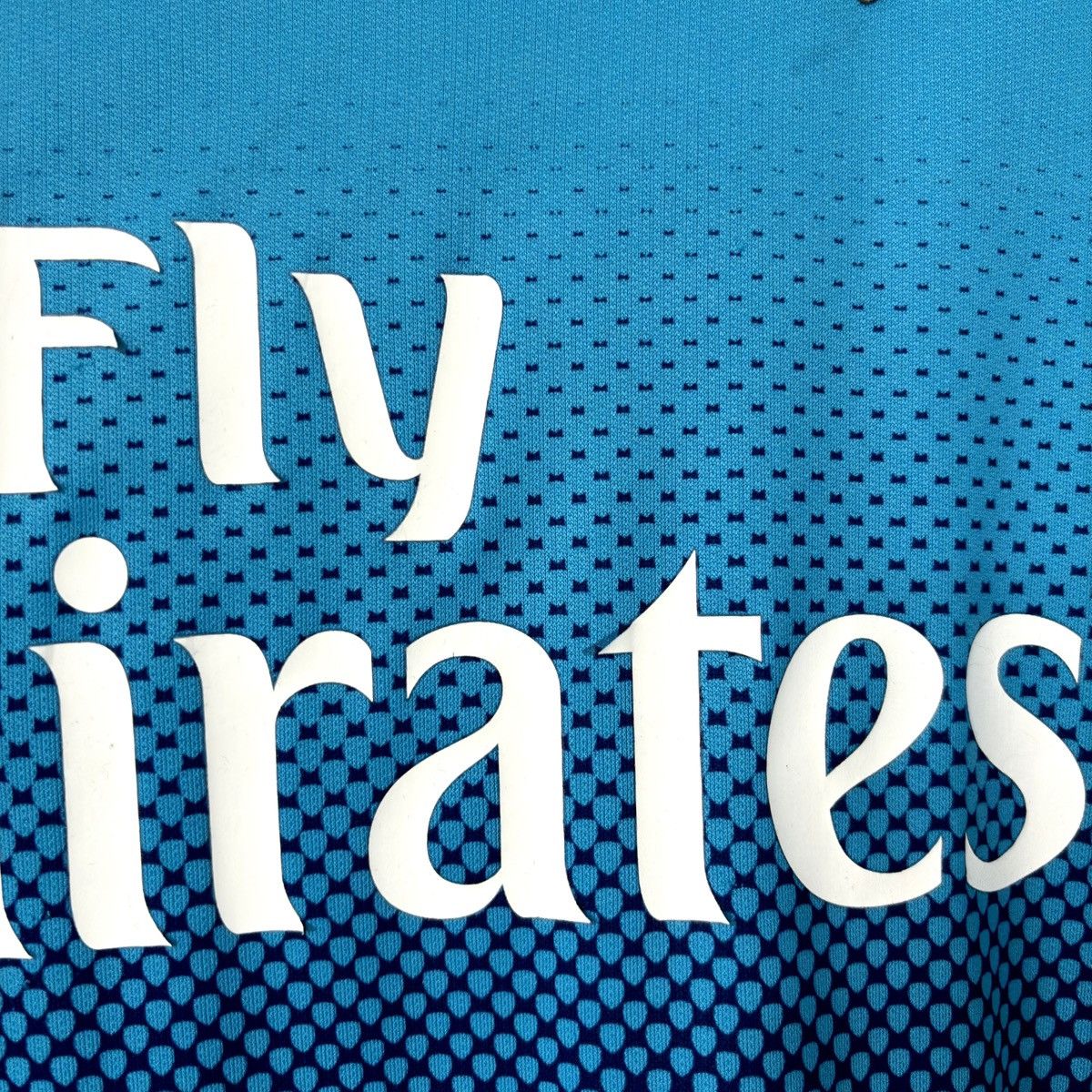 Puma 2017 2018 Arsenal Puma Away Third Kit Soccer Jersey Shirt M Size US M / EU 48-50 / 2 - 4 Thumbnail
