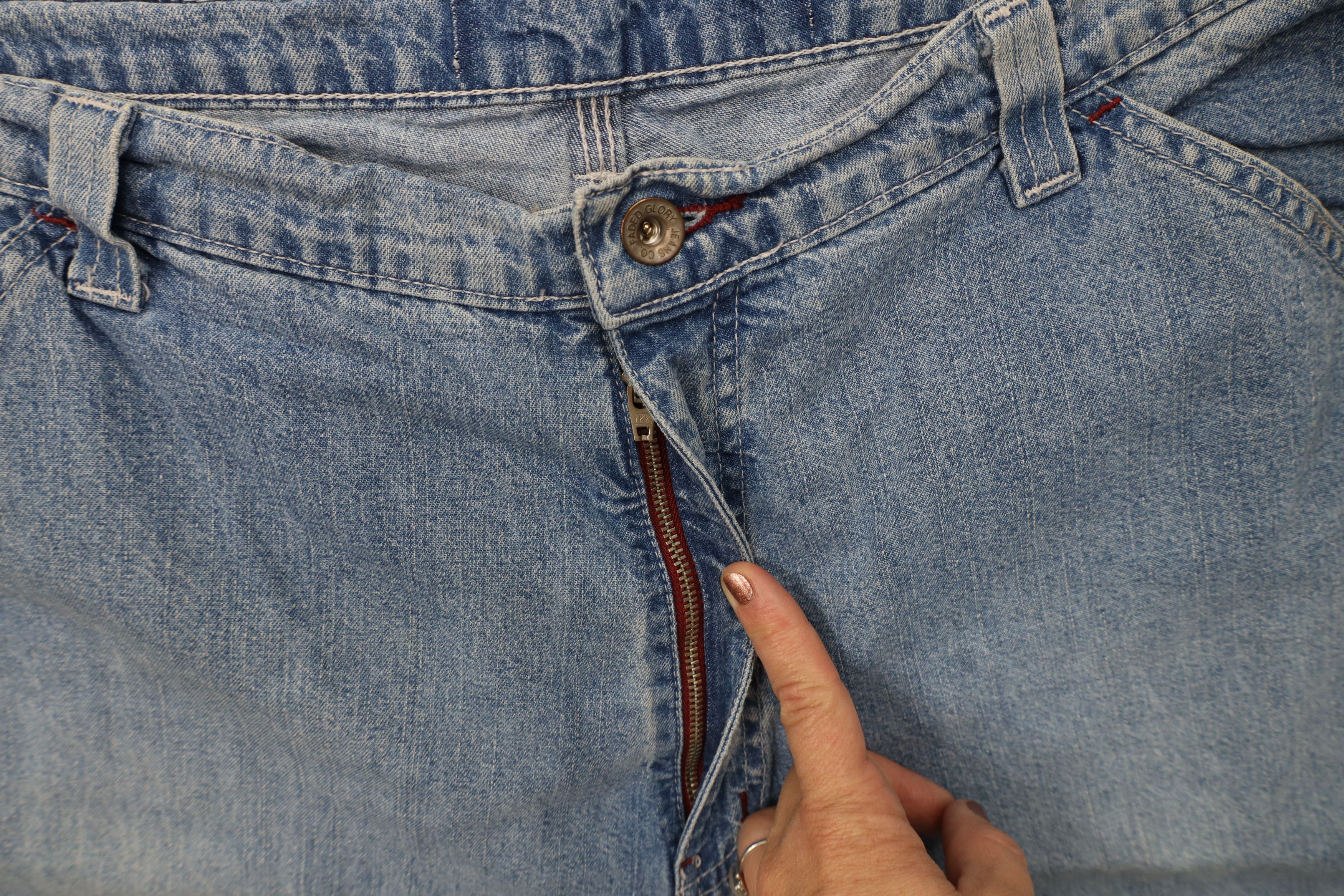 Vintage Vintage 90s Y2K Streetwear Wide Leg Dungaree Denim Jeans Size US 36 / EU 52 - 8 Thumbnail