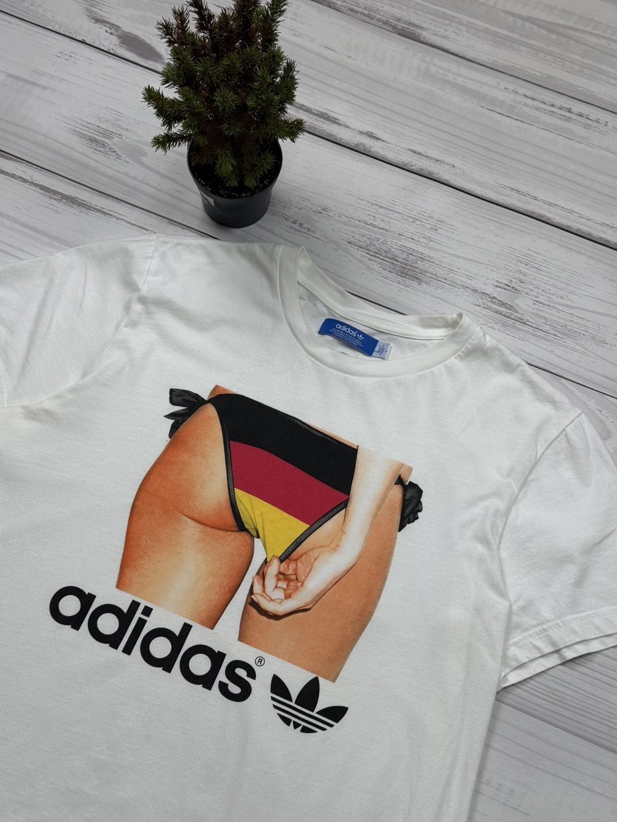 Adidas Adidas Originals German Flag Panties 40 years Trefoil Size US L / EU 52-54 / 3 - 2 Thumbnail