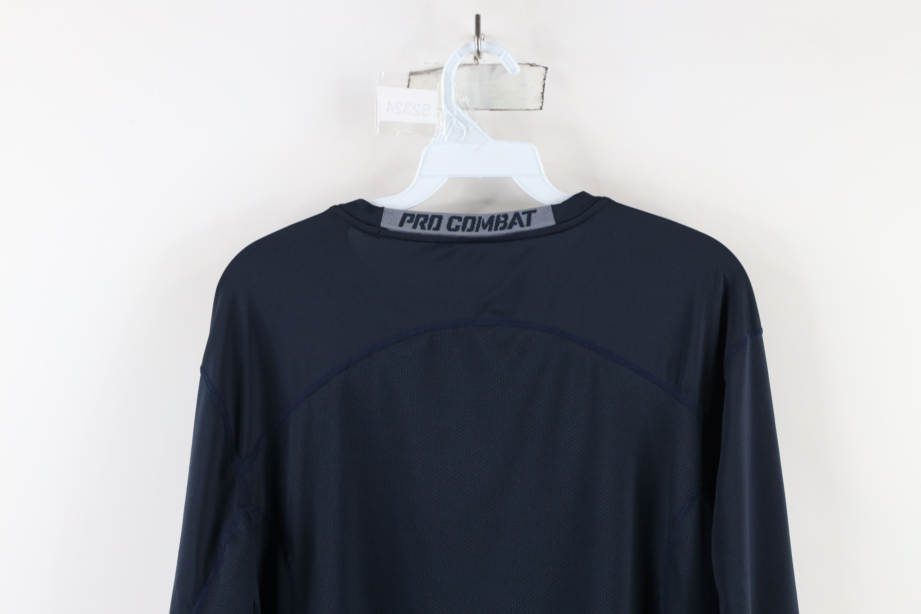 Nike × Vintage Nike Pro Combat Fitted Long Sleeve Training T-Shirt Blue Size US L / EU 52-54 / 3 - 14 Thumbnail