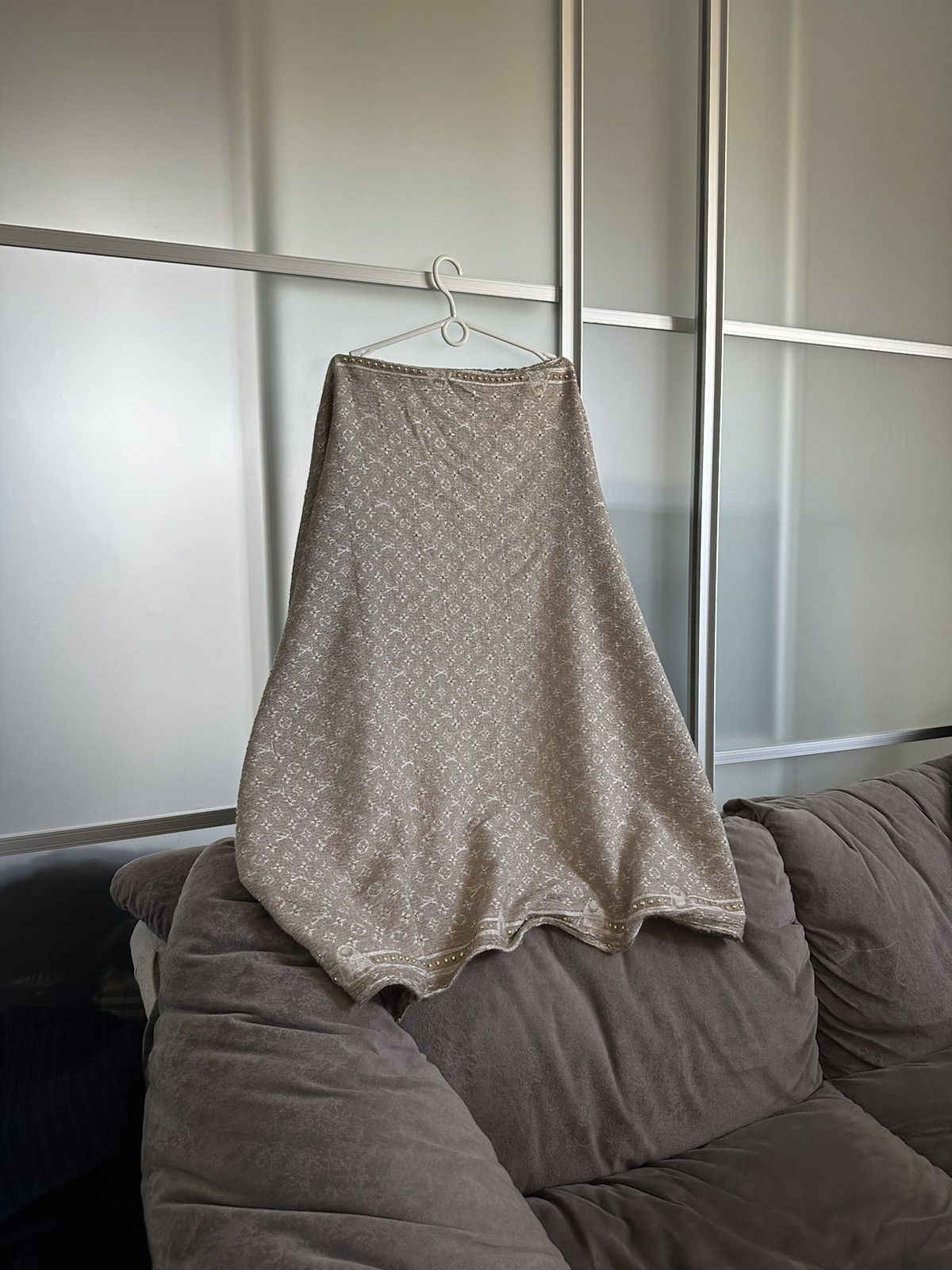 Louis Vuitton Louis Vuitton Beige Studdy Denim Monogram Shawl scarf Size ONE SIZE - 1 Thumbnail