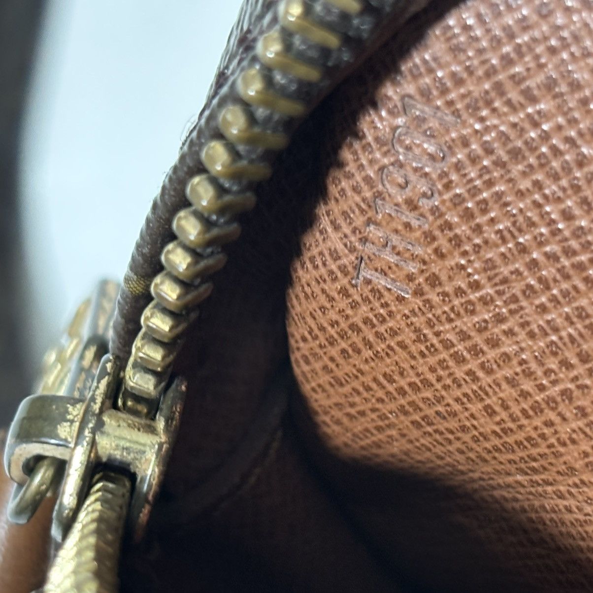 Louis Vuitton Louis Vuitton Amazon Bag Size ONE SIZE - 4 Thumbnail
