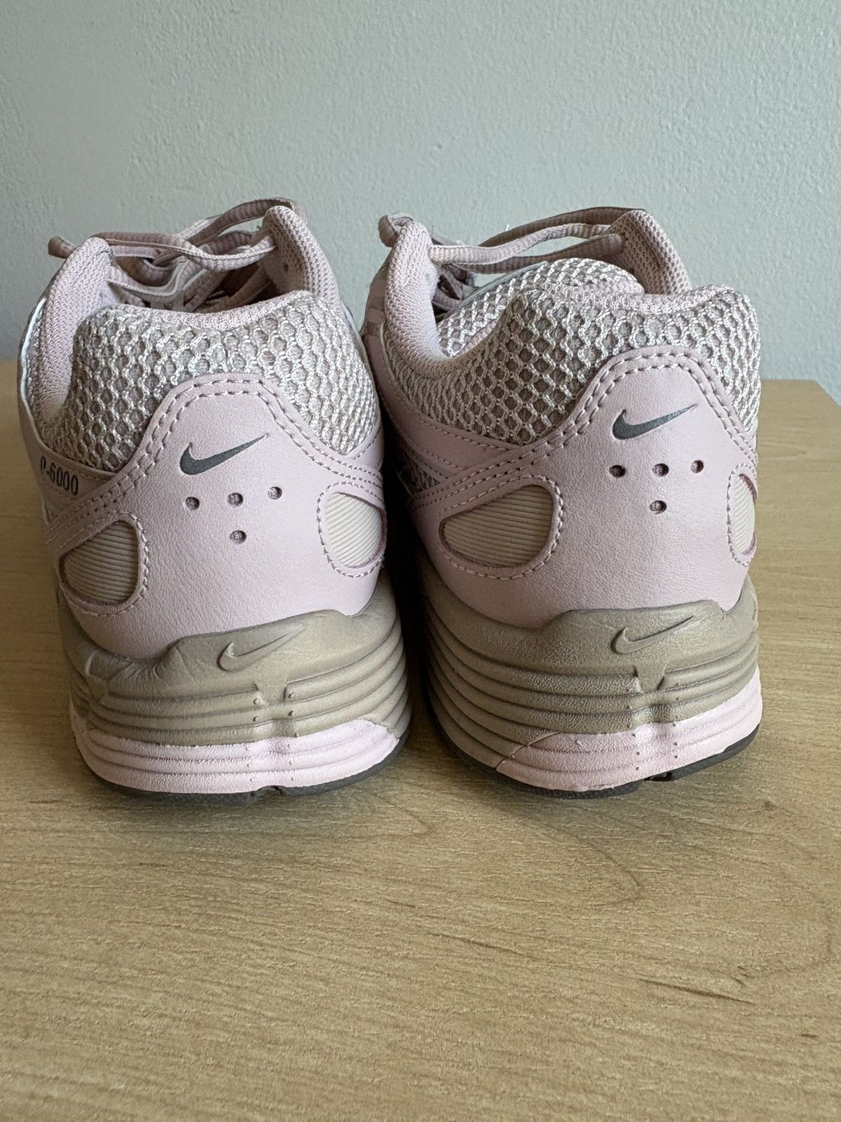Nike Nikes P-6000 Pink / Beige runners Size US 9 / EU 42 - 6 Thumbnail