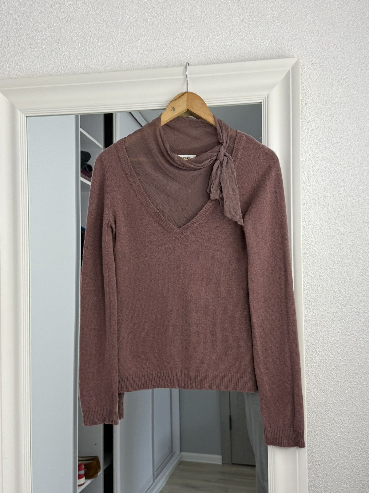 Moschino Moschino Blouses Sweater Moschino Wool Size: 40(6) Size M / US 6-8 / IT 42-44 - 1 Thumbnail
