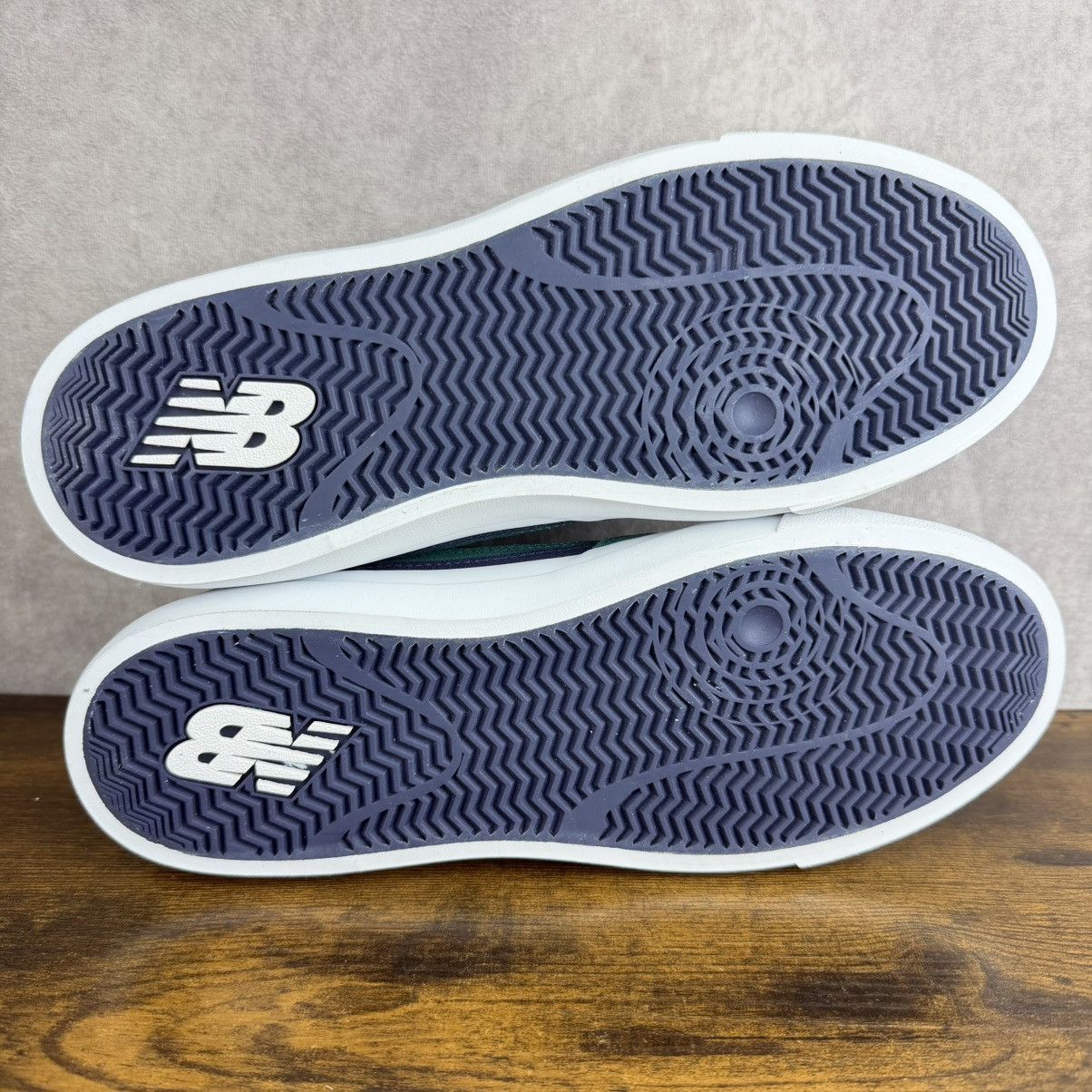 New Balance New Balance Numeric 417 x Franky Villani Teal White NM417VTL Size US 11.5 / EU 44-45 - 7 Thumbnail