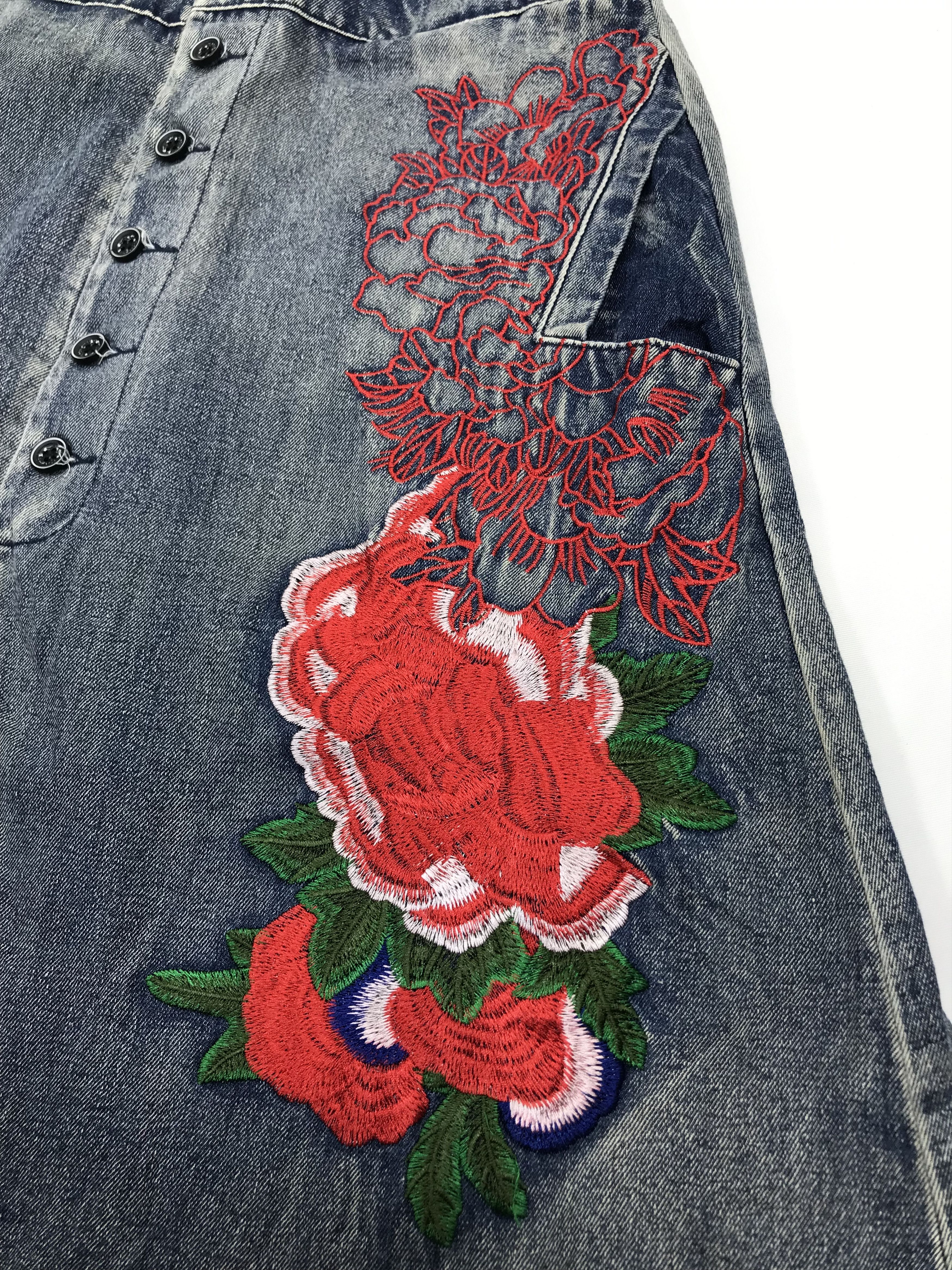 Beauty Beast Embroidered Roses Japanese Cropped Jeans Size US 32 / EU 48 - 12 Thumbnail