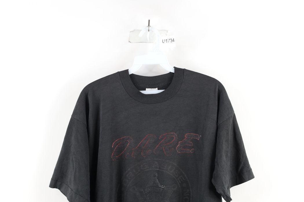 Vintage Vintage 90s DARE Out Drug Abuse Resistance Education TShirt