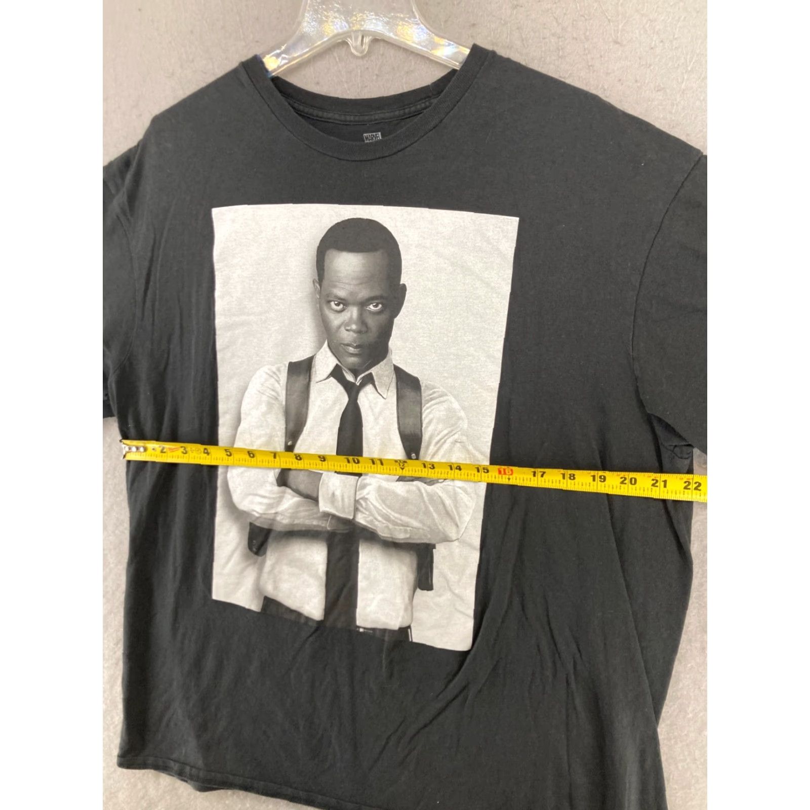 Vintage Captain Marvel Mens TShirt 2XL Black Nick Fury Samuel Jackson Shirts Mens 2XL Black Graphic Print Comics Movie Size US XXL / EU 58 / 5 - 3 Thumbnail
