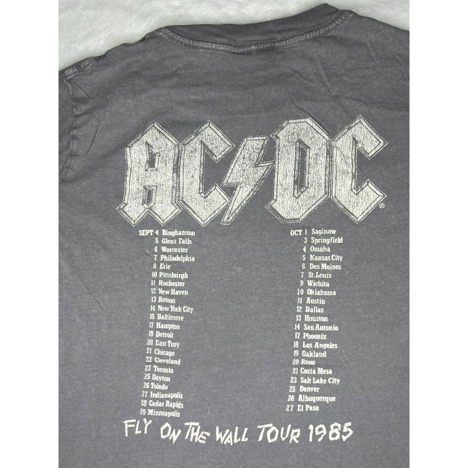 Cotton On AC/DC T-Shirt Women’s Large Fly On The Wall Tour 1985 Reprin Size L / US 10 / IT 46 - 8 Thumbnail