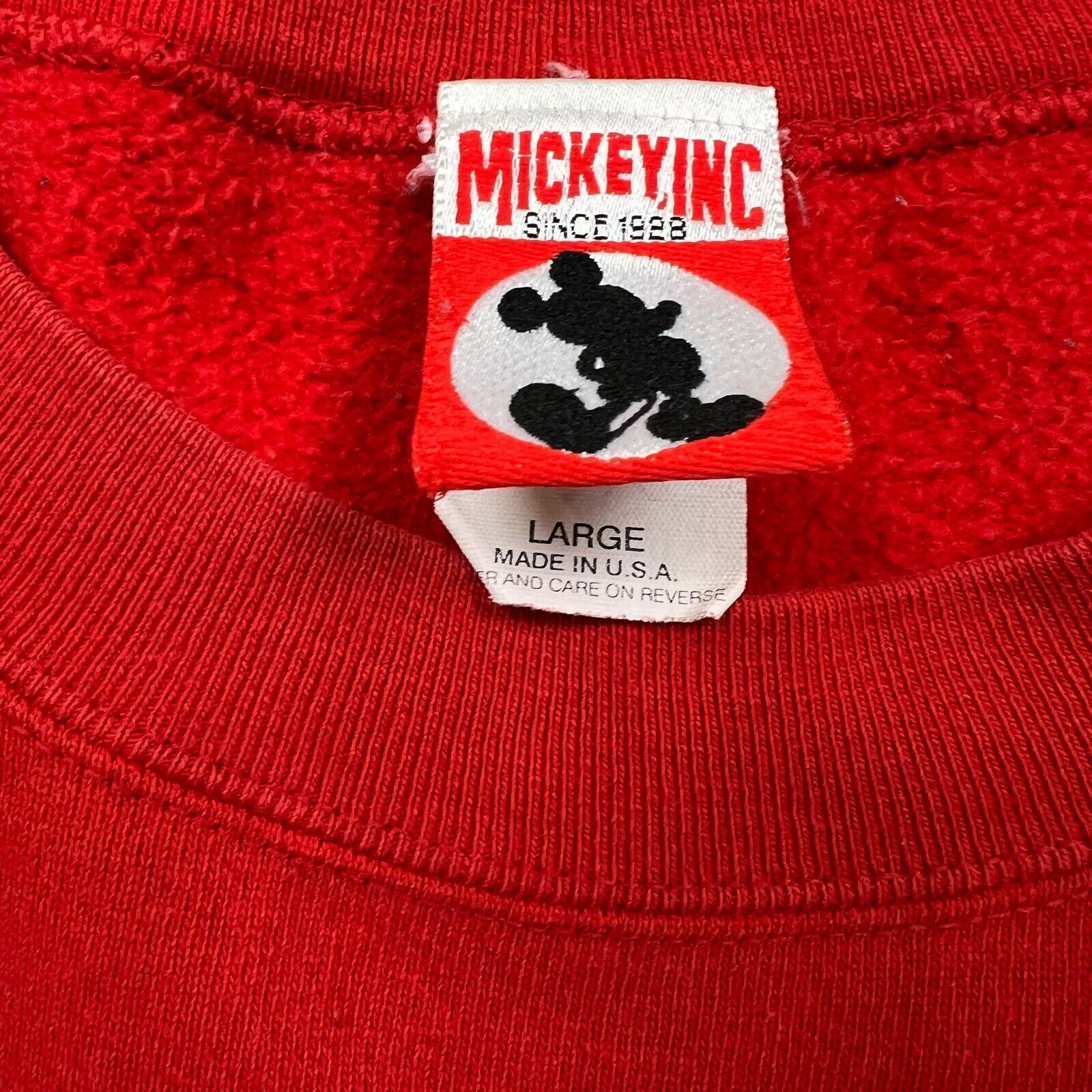 Disney × Vintage Vintage Mickey Mouse Sweatshirt Large Disney USA 90s Crew Size US L / EU 52-54 / 3 - 7 Thumbnail