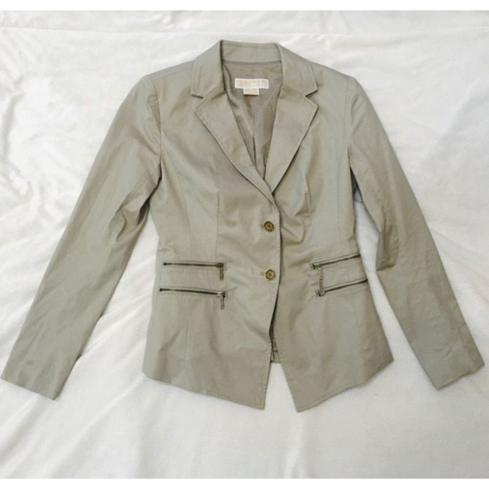 Michael Kors Michael Kors neutral tan blazer | Sz 2P Size XS / US 0-2 / IT 36-38 - 2 Thumbnail