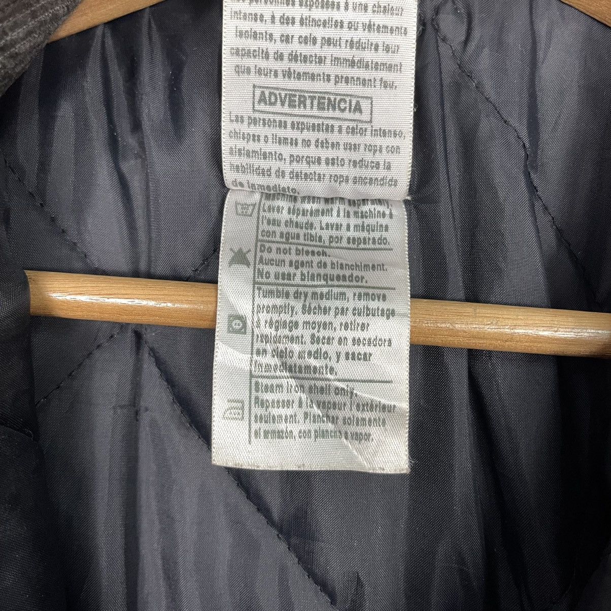 Carhartt Vintage Carhartt Black Denim Heavyweight Jacket Size US M / EU 48-50 / 2 - 19 Thumbnail