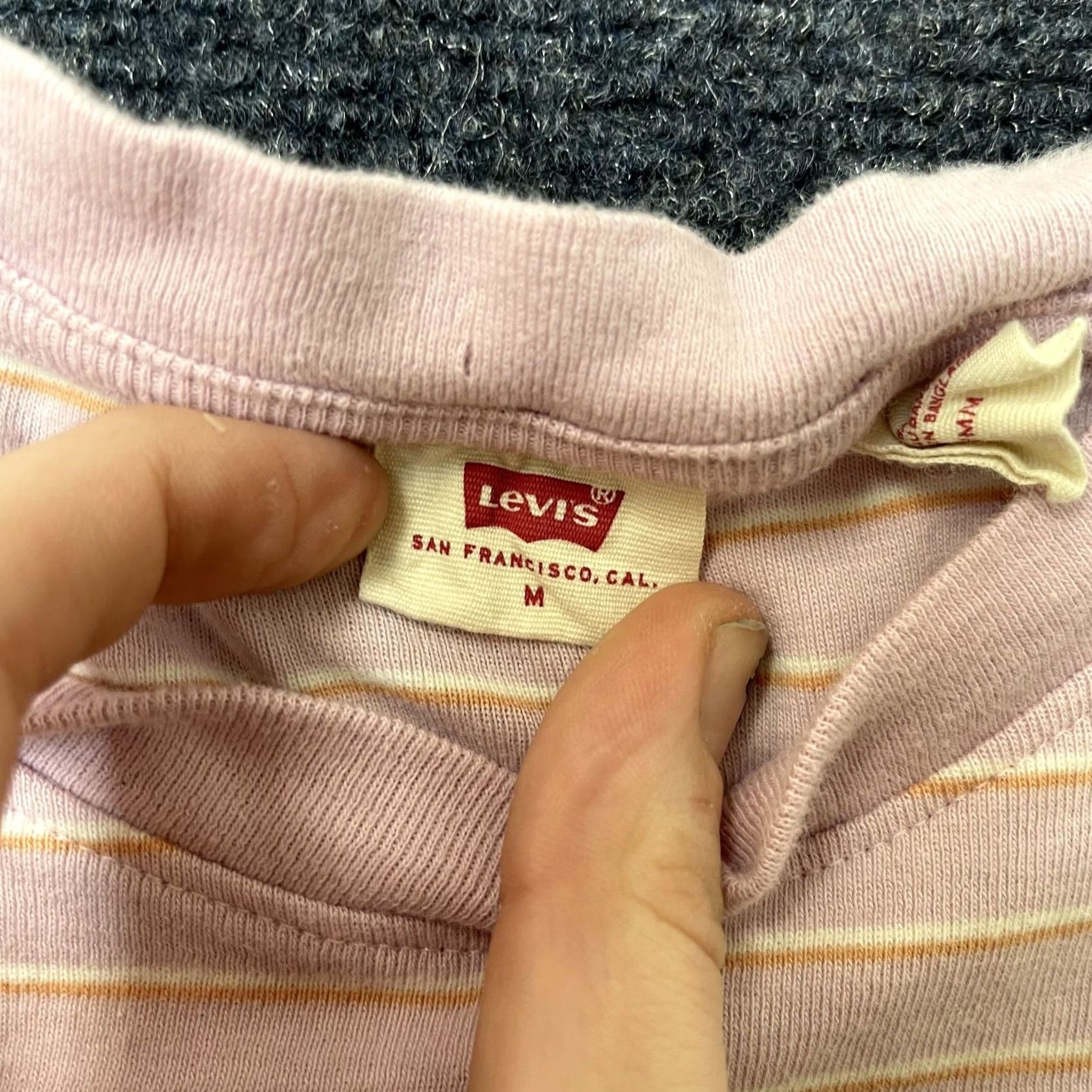 Levi's VINTAGE Levi's Shirt Womens Medium Pink Stripe Crew Neck Long Sleeve Cotton Jersey Top Size M / US 6-8 / IT 42-44 - 3 Thumbnail