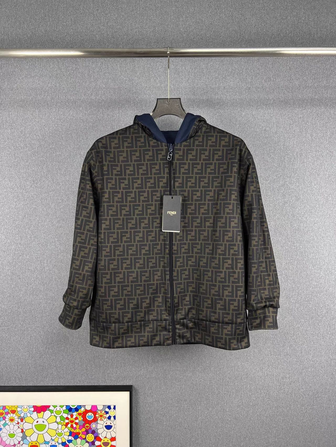 Fendi FENDI Monogram Full Logo Reversible Jacket K1 Size XS / US 0-2 / IT 36-38 - 1 Thumbnail