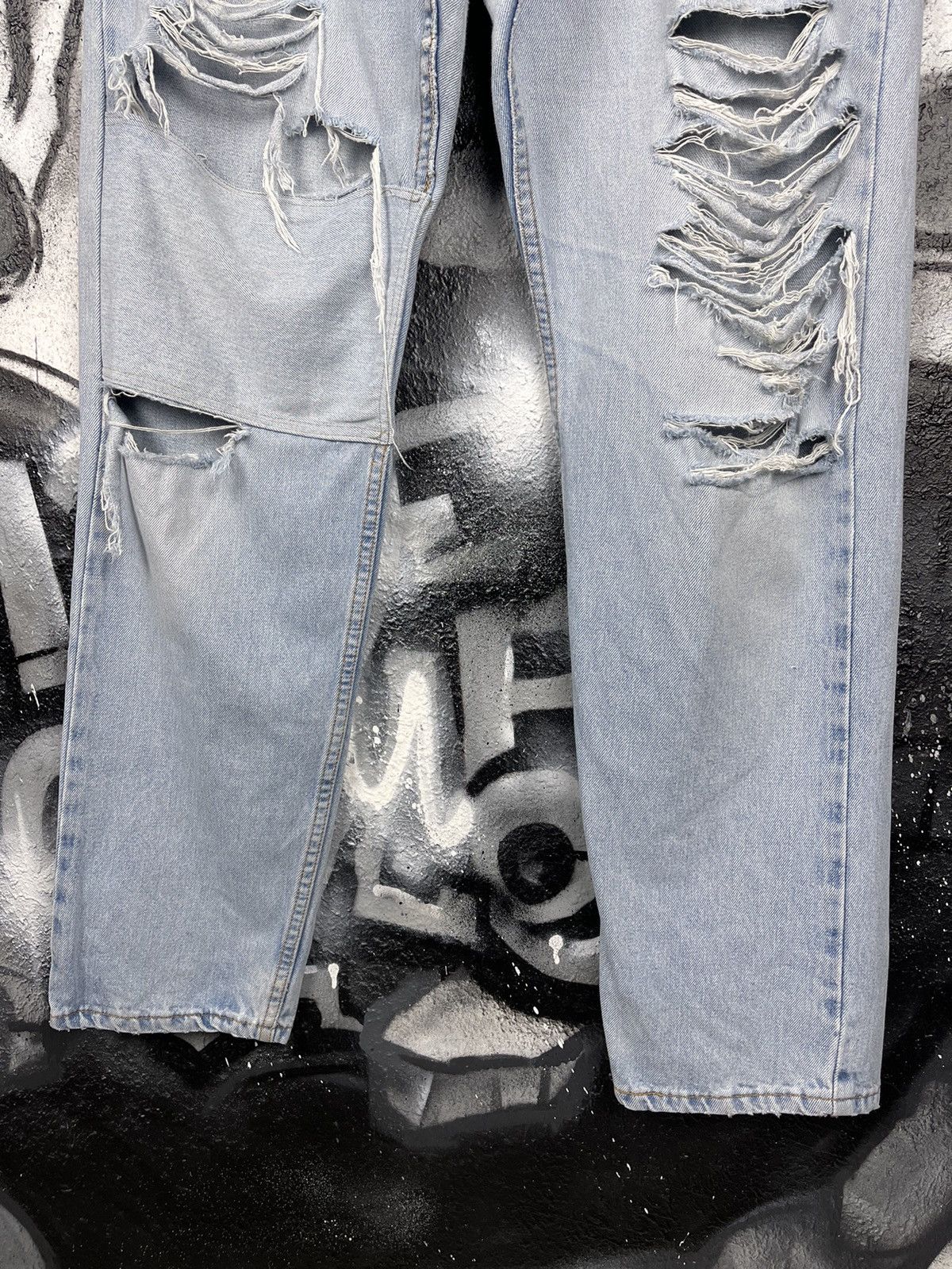 Levi's Levi’s Silver Tab Guy’s Fit Distressed Jeans Women’s Size M Size 34" / US 12 / IT 48 - 11 Thumbnail