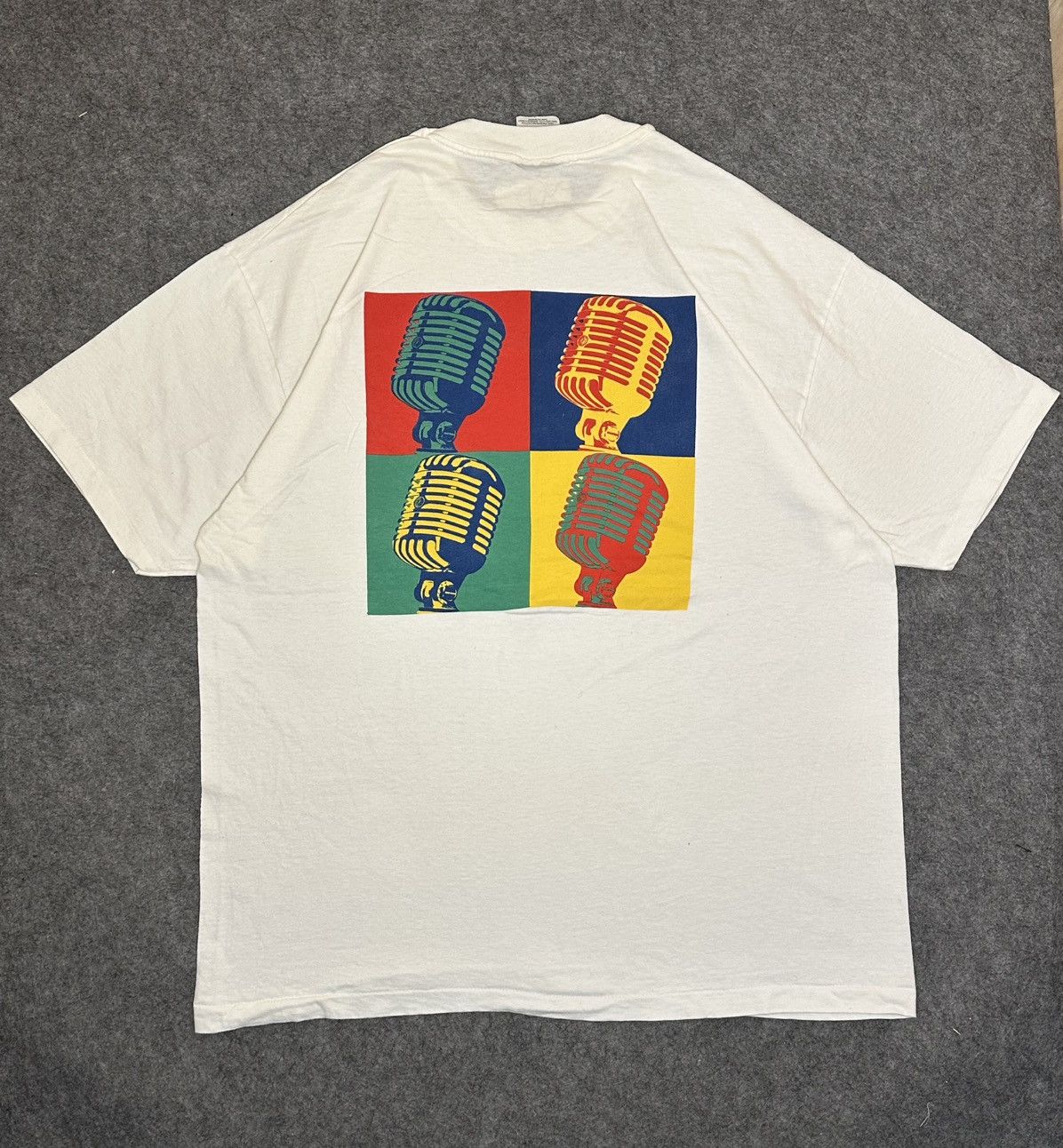 Hanes Vintage "Radio Show" logo. Size US XL / EU 56 / 4 - 1 Thumbnail