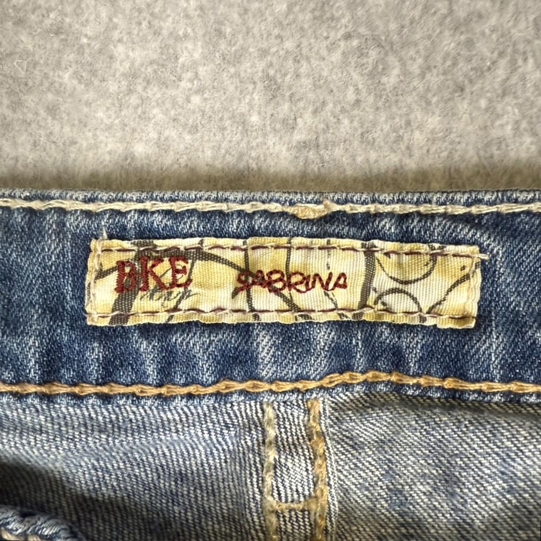 BKE BKE Jeans Bootcut Women 25x31.5 Sabrina Light Wash Distressed Blue 25 Regular Womens Size 42" / US 20 - 2 Thumbnail
