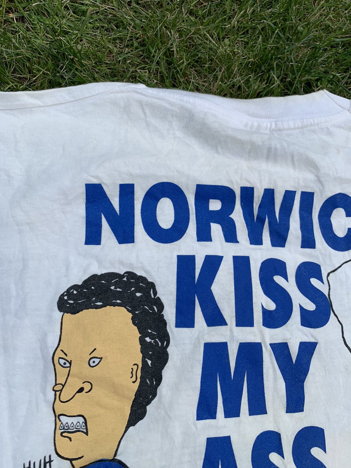 Vintage Vintage 90s Beavis and Butthead Ipswich Norwich Kiss my Ass Size US XL / EU 56 / 4 - 17 Thumbnail