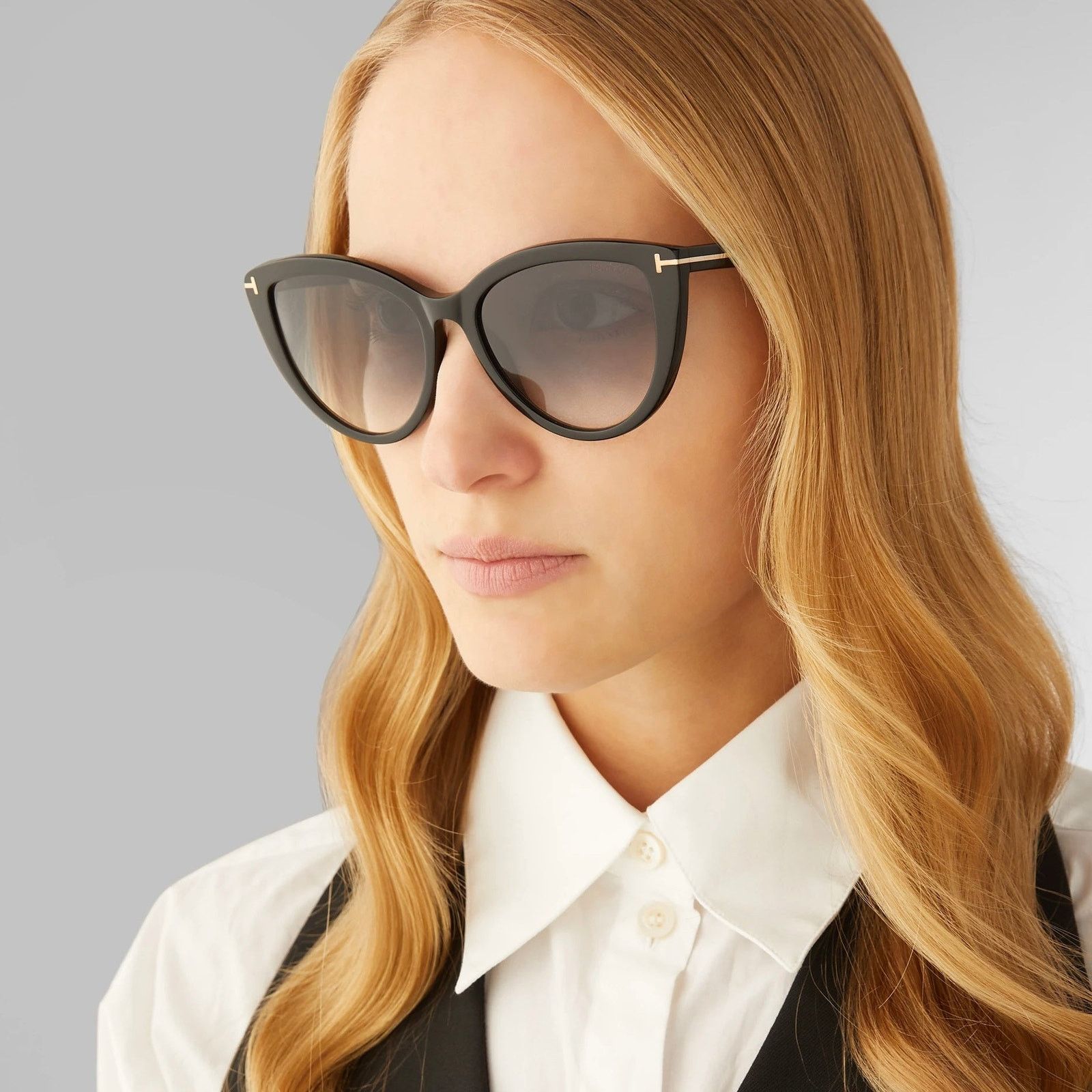 Tom Ford New, TOM FORD Isabella-02 Sunglasses TF915 01B Authentic Size ONE SIZE - 3 Thumbnail