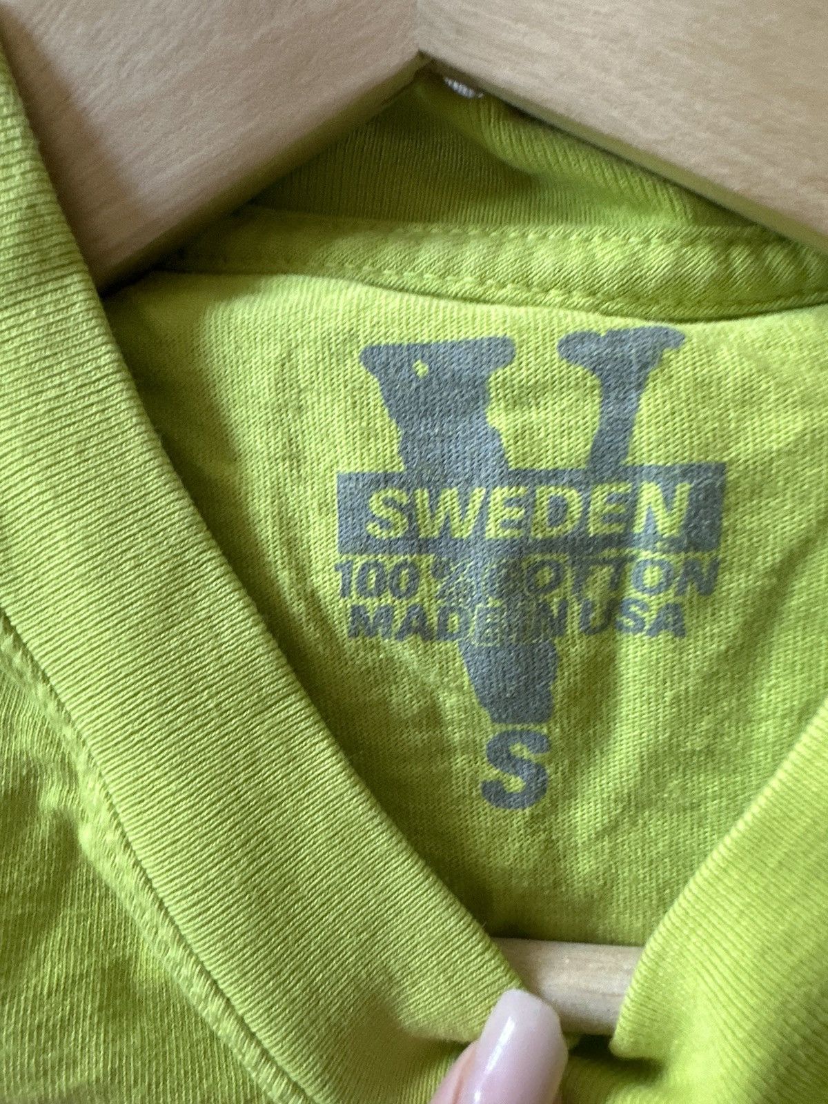 Vlone Vlone Asap rocky exclusive return to Sweden Size US S / EU 44-46 / 1 - 4 Thumbnail