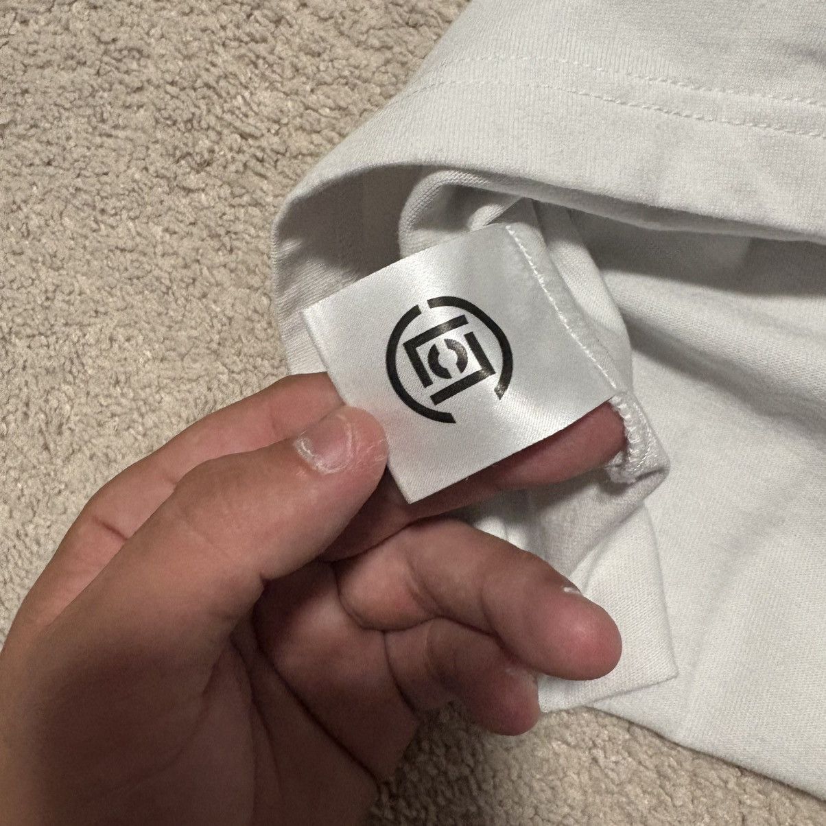 CLOT CLOT CLOT LOGO streetwear asian brand tee shirt size L Size US L / EU 52-54 / 3 - 6 Thumbnail