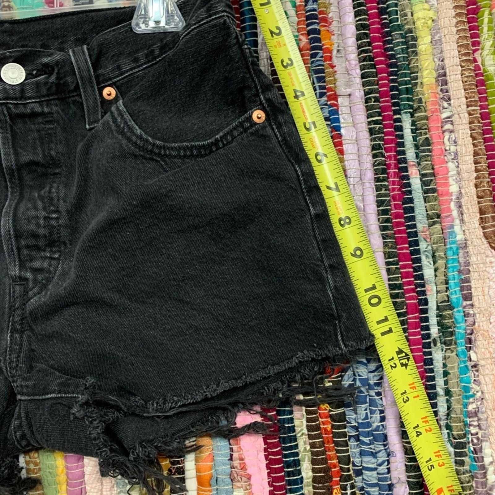 Levi's Levi's Black Jean Shorts High-Waisted Distressed Size 28" / US 6 / IT 42 - 2 Thumbnail