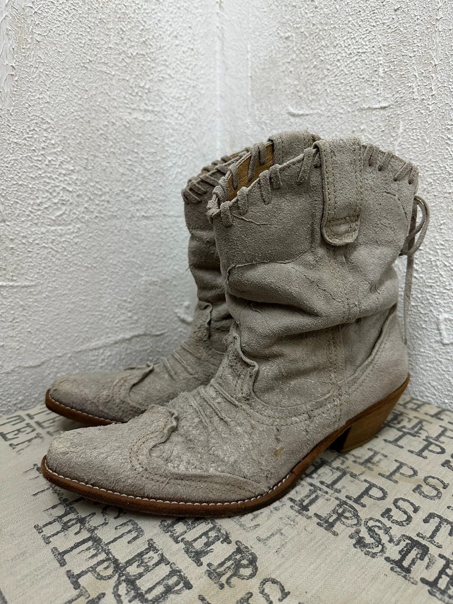 Junya Watanabe Junya Watanabe W Pointed Toe Suede Strap Bow Boot L Size US 7.5 / IT 37.5 - 2 Thumbnail