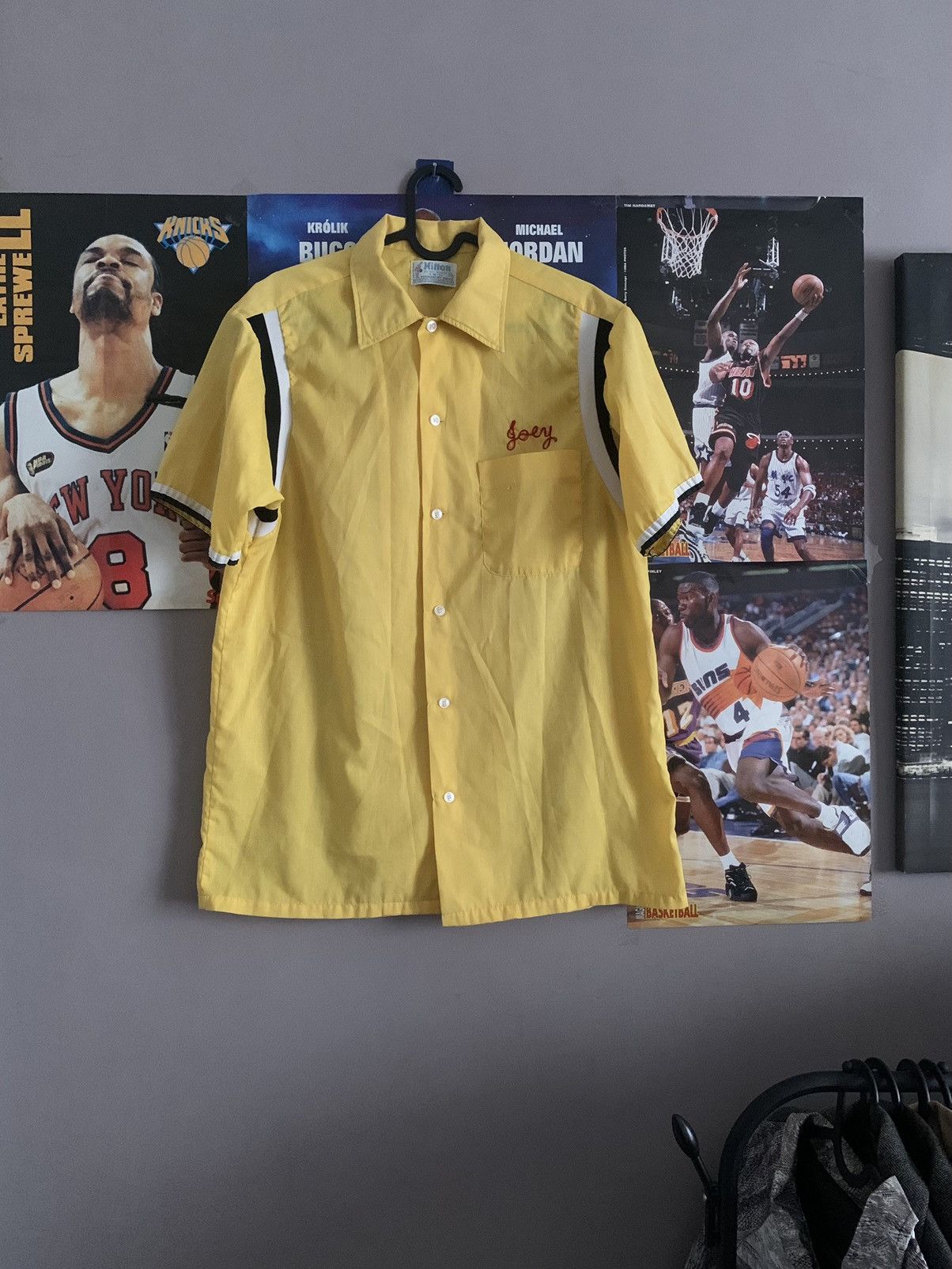 Vintage 60s/70s Vintage Hilton „Harmswood Stables” Bowling Shirt Size US M / EU 48-50 / 2 - 1 Thumbnail