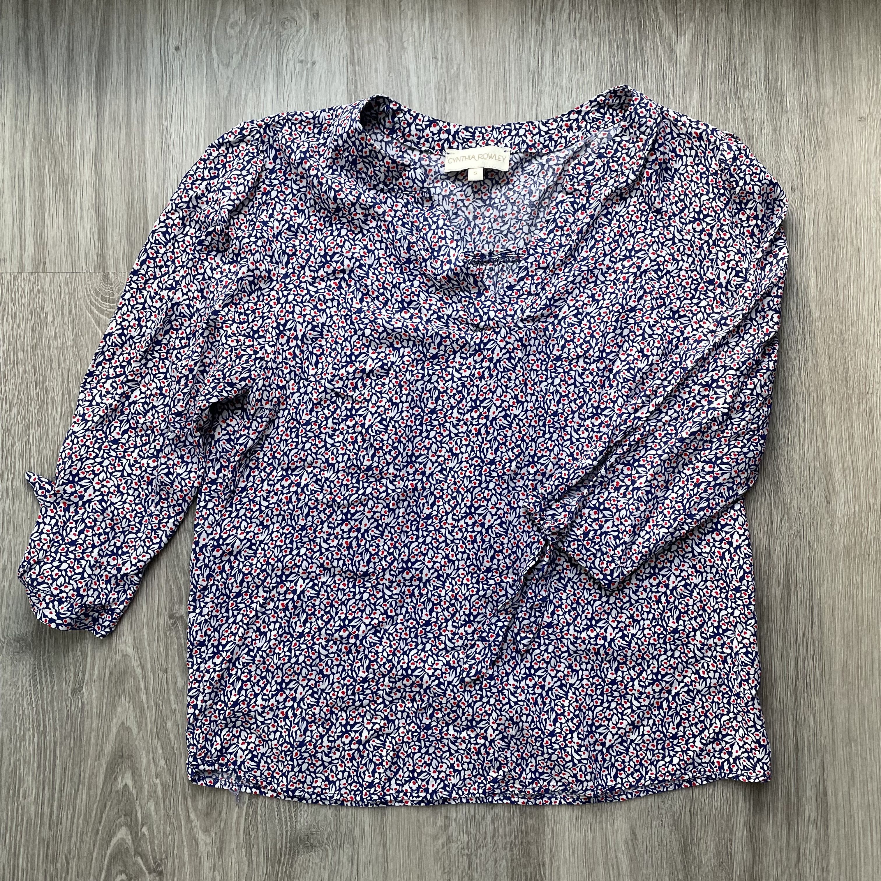 Cynthia Rowley Cynthia Rowley Floral V-Neck 3/4 Tie Sleeve Blouse S Size S / US 4 / IT 40 - 2 Thumbnail