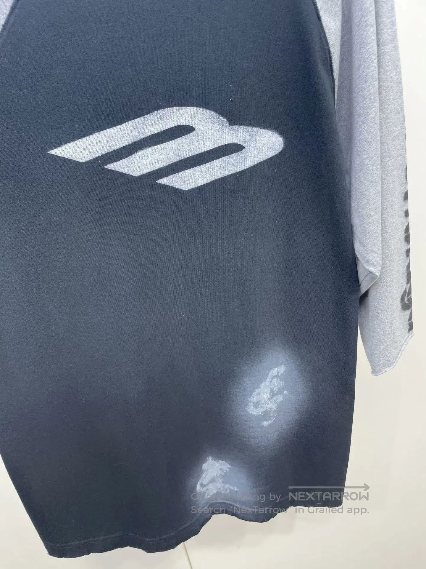 Balenciaga Balenciaga Letter Sleeve Hooded Loose T-shirt. Size M / US 6-8 / IT 42-44 - 3 Thumbnail