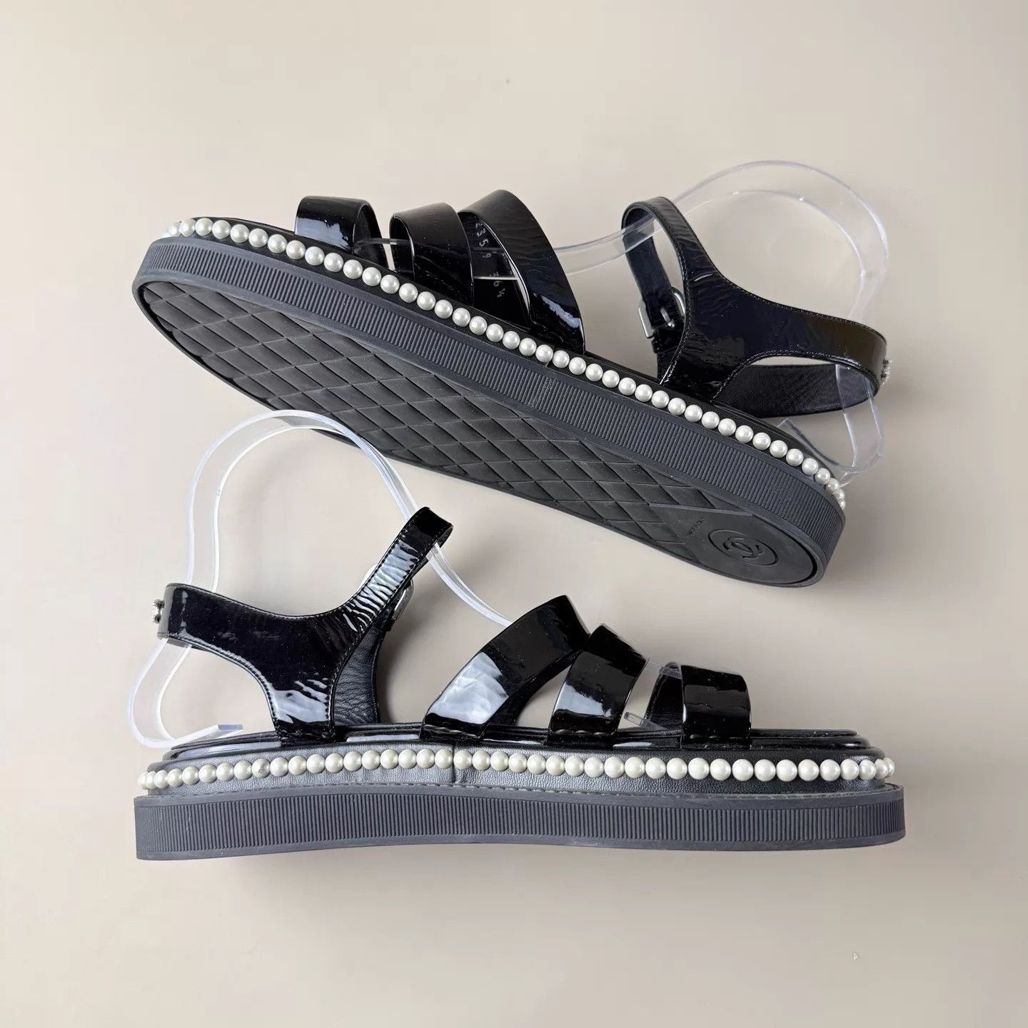 Chanel Chanel Black Pearl CC sandals EU 36.5 95 New Size US 6 / IT 36 - 6 Thumbnail
