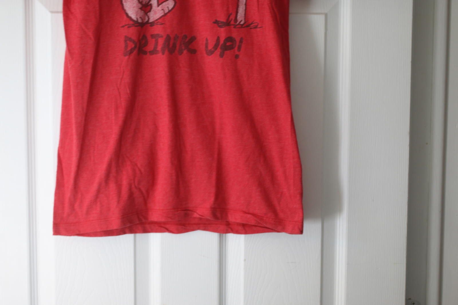 Other Red Snoopy Drink Up Peanuts Tee Small T-Shirt w/ 'Drink Up!' Size ONE SIZE - 3 Thumbnail