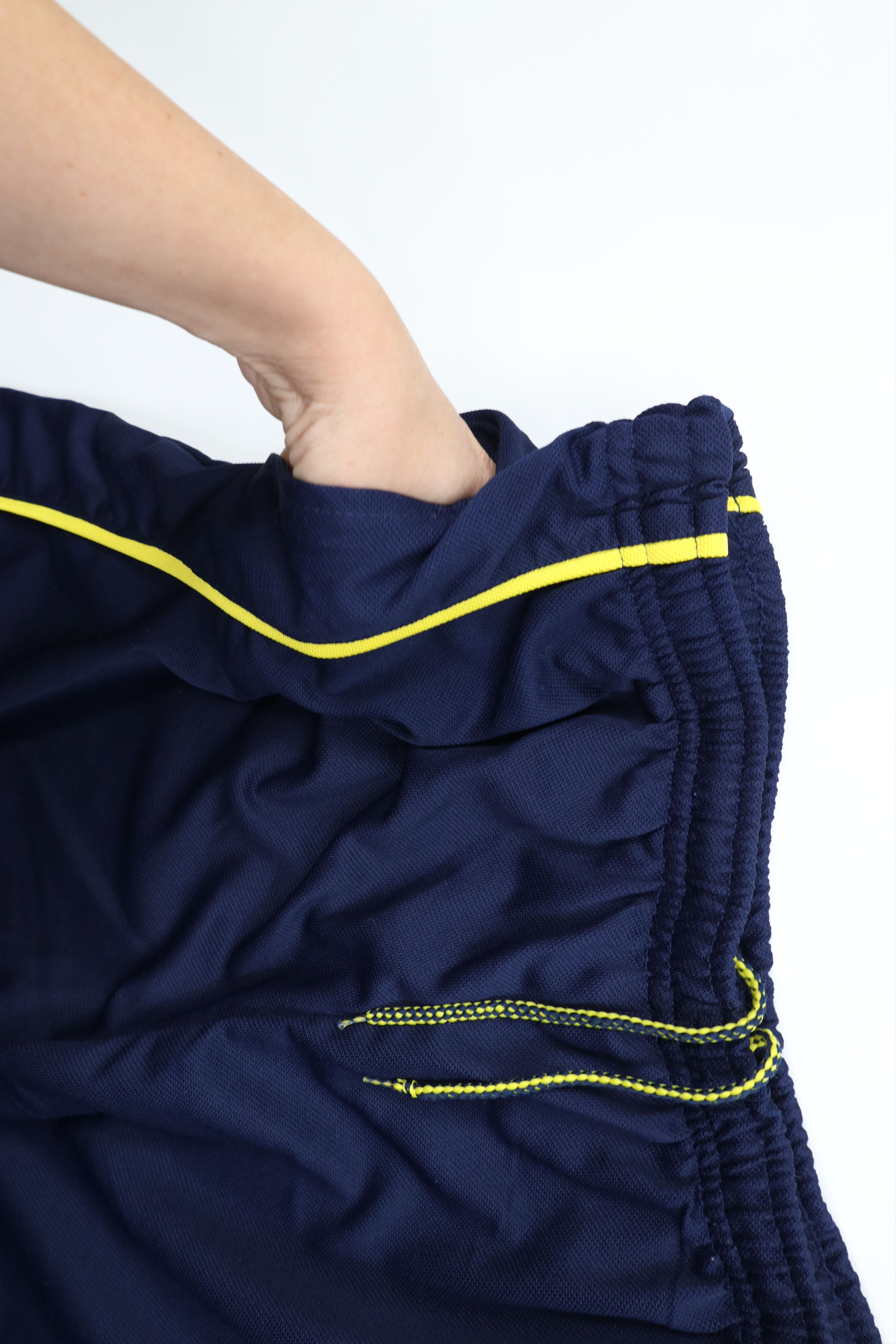 Vintage Vintage 90s Spell Out University of Michigan Gym Shorts Blue Size US 36 / EU 52 - 6 Thumbnail