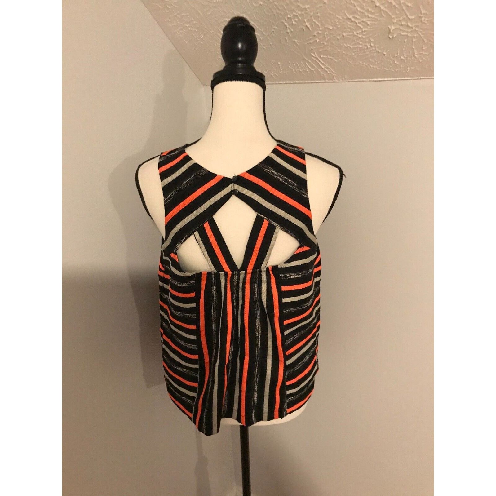 Anthropologie Anthropologie HD in Paris Ribboned Tank Size M / US 6-8 / IT 42-44 - 3 Thumbnail
