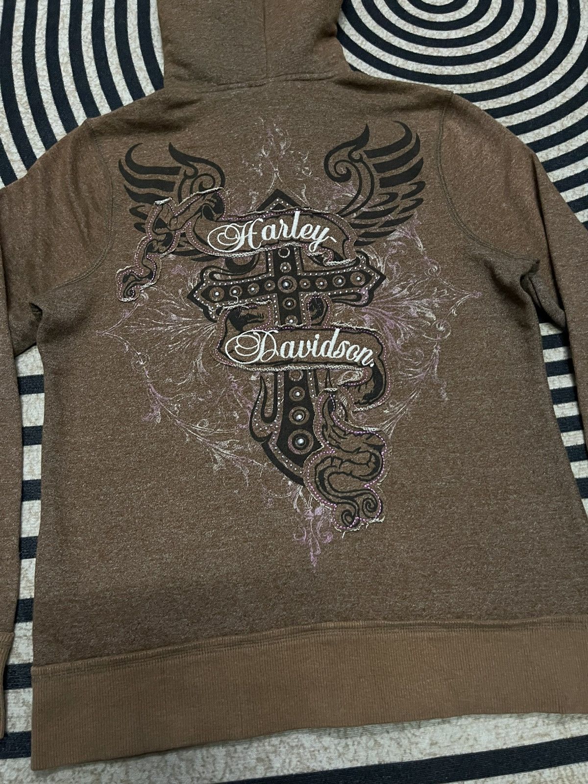 Harley Davidson VINTAGE Y2K HARLEY DAVIDSON SPELLOUT CROSS FADED HOODIE Size M / US 6-8 / IT 42-44 - 16 Thumbnail