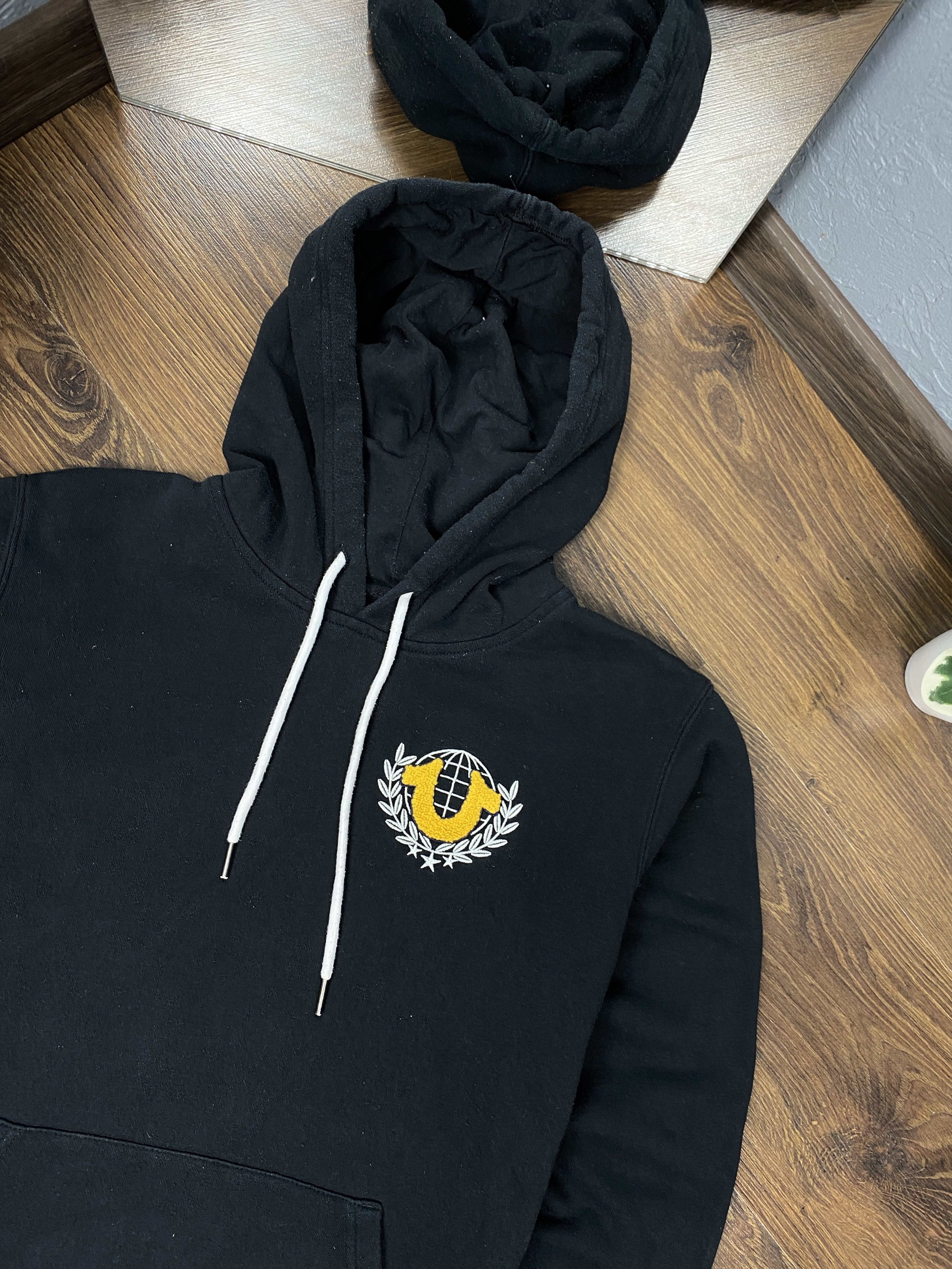 True Religion True Religion vintage big logo hoodie y2k Size US S / EU 44-46 / 1 - 5 Thumbnail