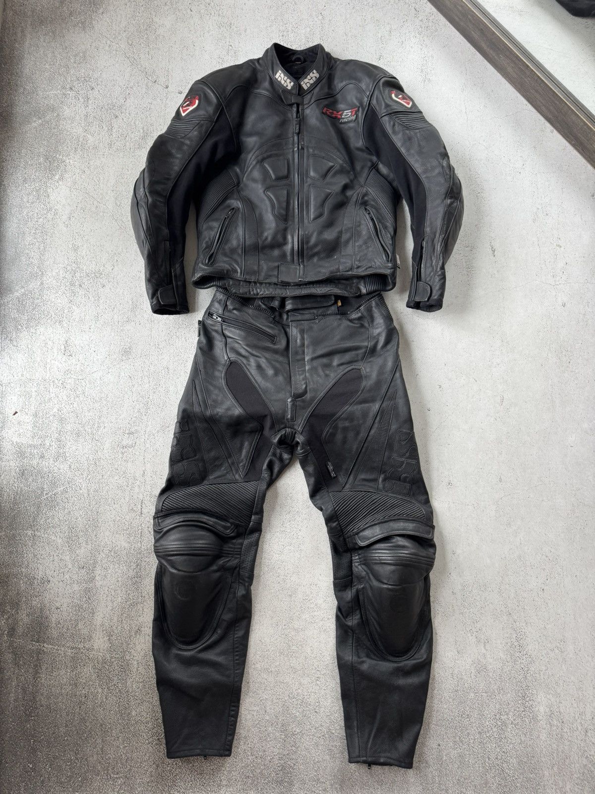 Leather IXS RX5T Vintage Motorcycles Racing Armour Leather Suit Size US M / EU 48-50 / 2 - 4 Thumbnail