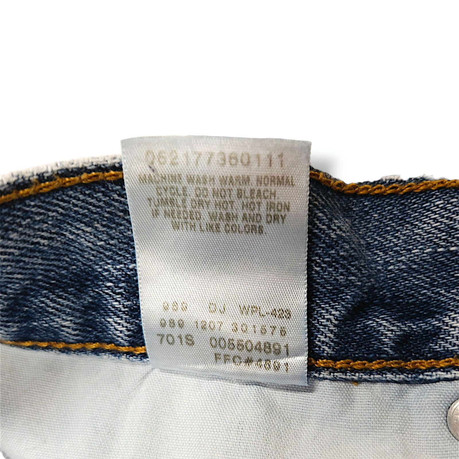 Levi's Levi’s 550 Relaxed Fit Taper Jeans W38 L32 Loose Baggy VTG Size US 38 / EU 54 - 9 Thumbnail