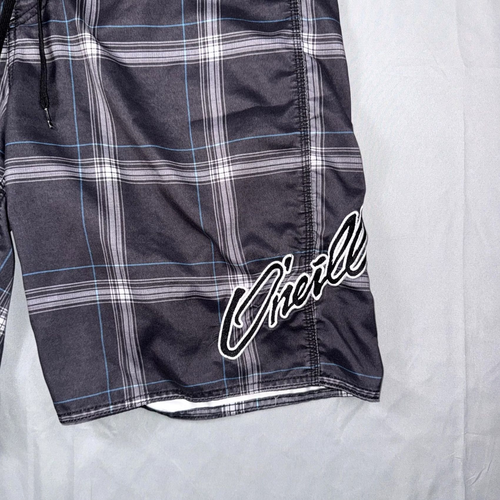 O'Neill O'Neill Board Shorts Mens 38 Gray Plaid Swim Trunks Cargo Pocket Surf Beach Mens Regular Fit) Size US 38 / EU 54 - 3 Thumbnail