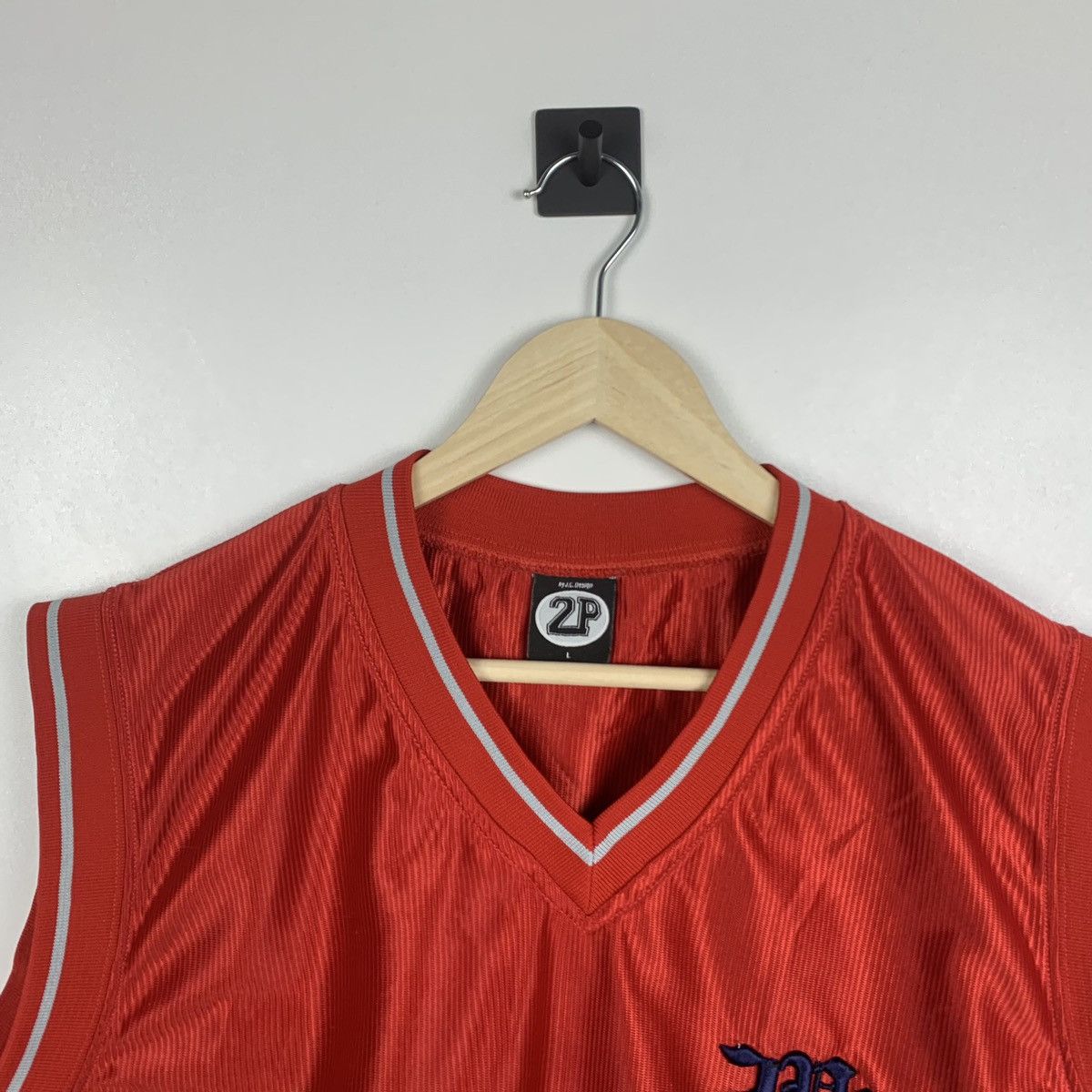Rap Tees Vintage 90’s 2Pac Band Rap Jersey Tank Top Size L Red Size US L / EU 52-54 / 3 - 6 Thumbnail
