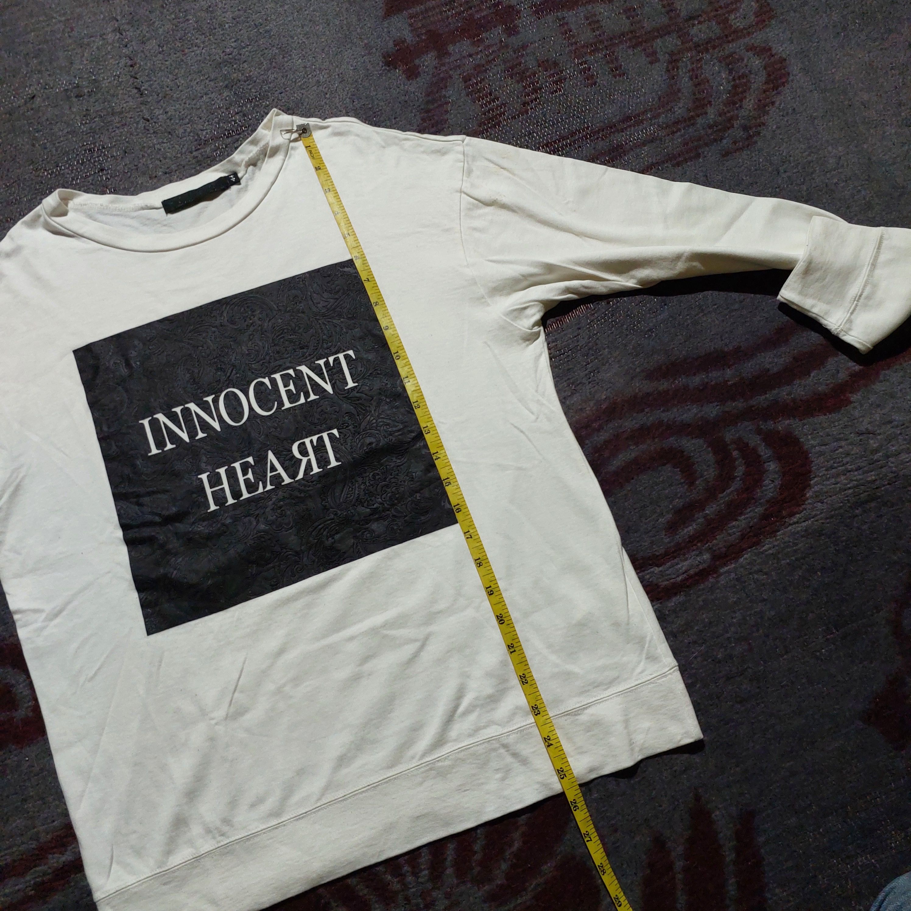 GOSTAR DE FUGA FUGA crewneck "INNOCENT HEART" white sweater Size US L / EU 52-54 / 3 - 13 Thumbnail