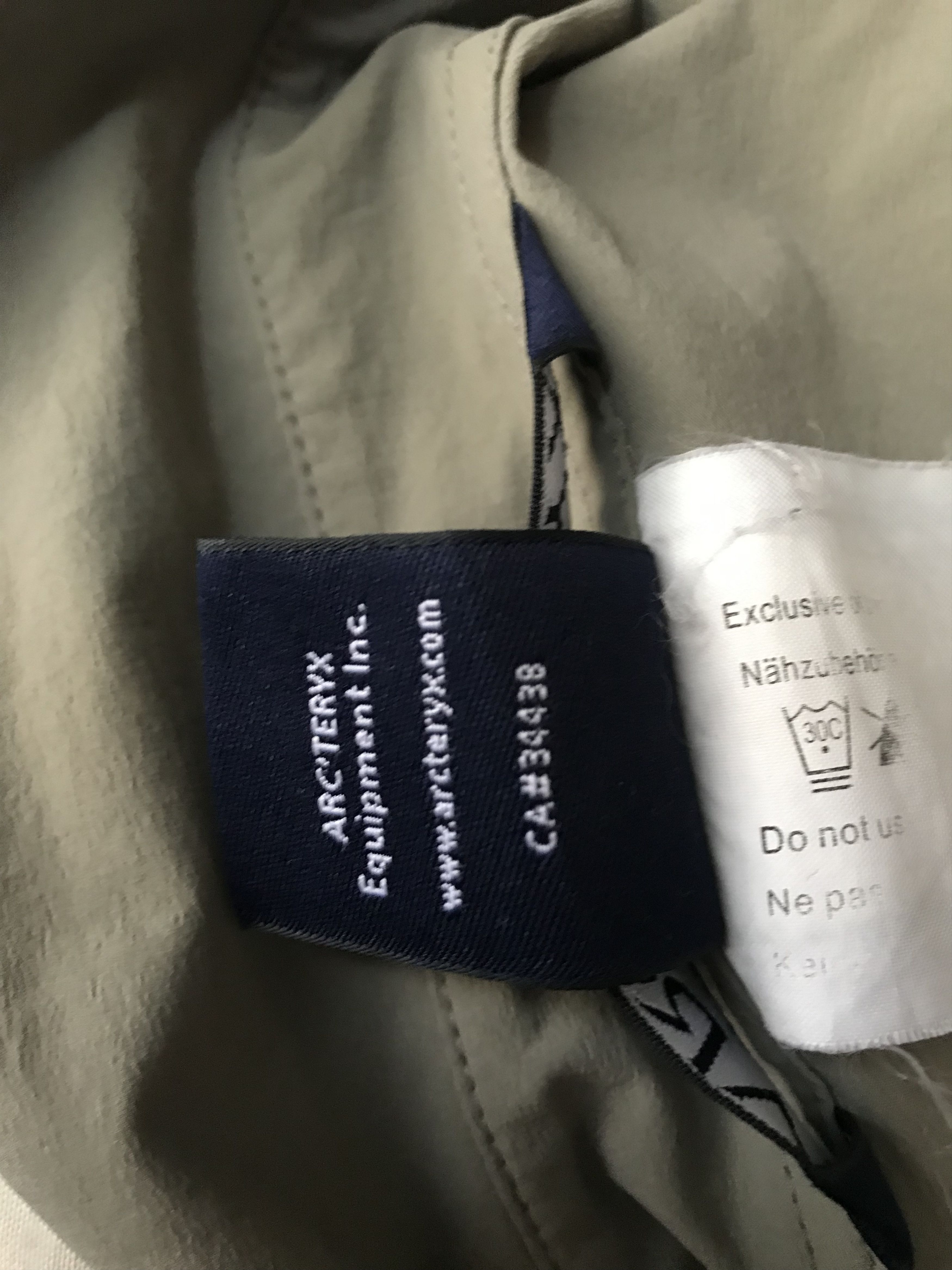 Arc'teryx Arc'teryx technical button up/ light jacket Size US L / EU 52-54 / 3 - 11 Thumbnail